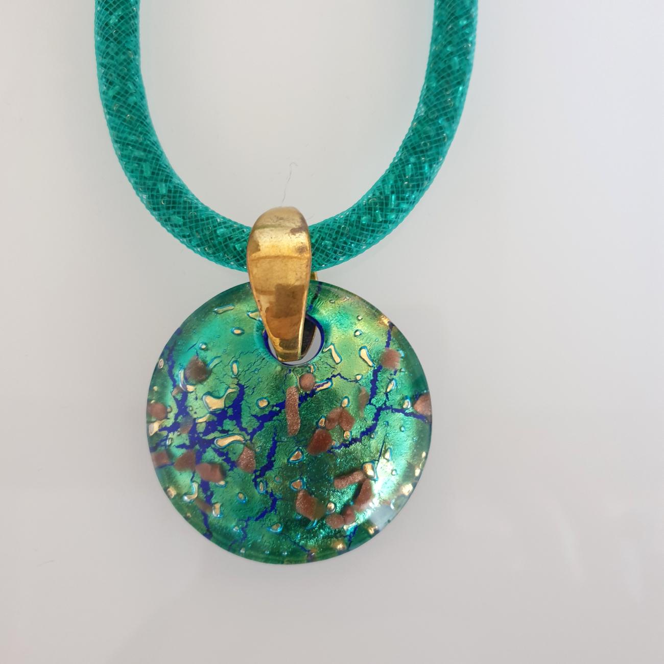Halskette mit grünem Muranoglas-Anhänger Damen im Angebot
