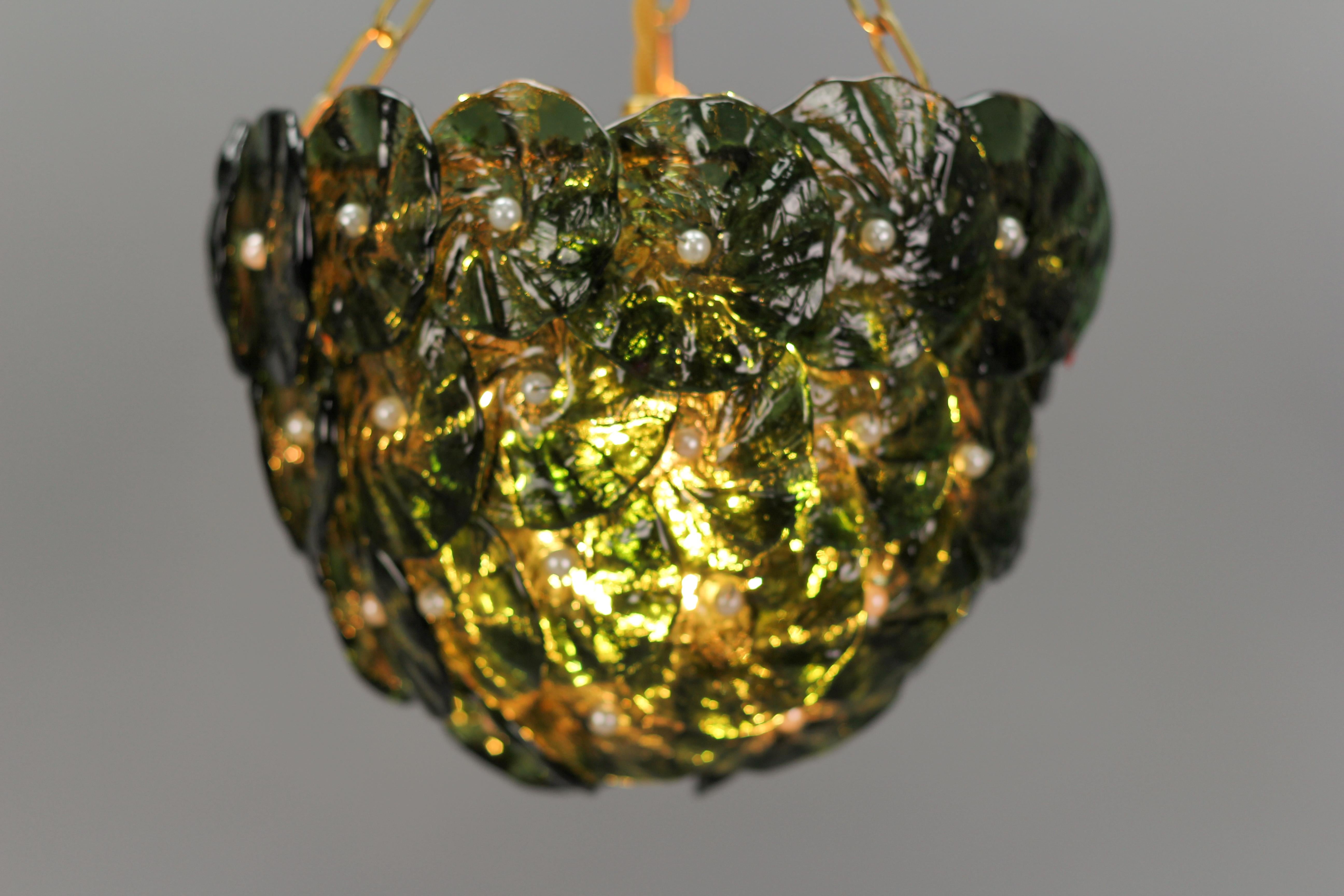 Green Murano Glass Flowers and Brass Pendant Light  In Good Condition In Barntrup, DE