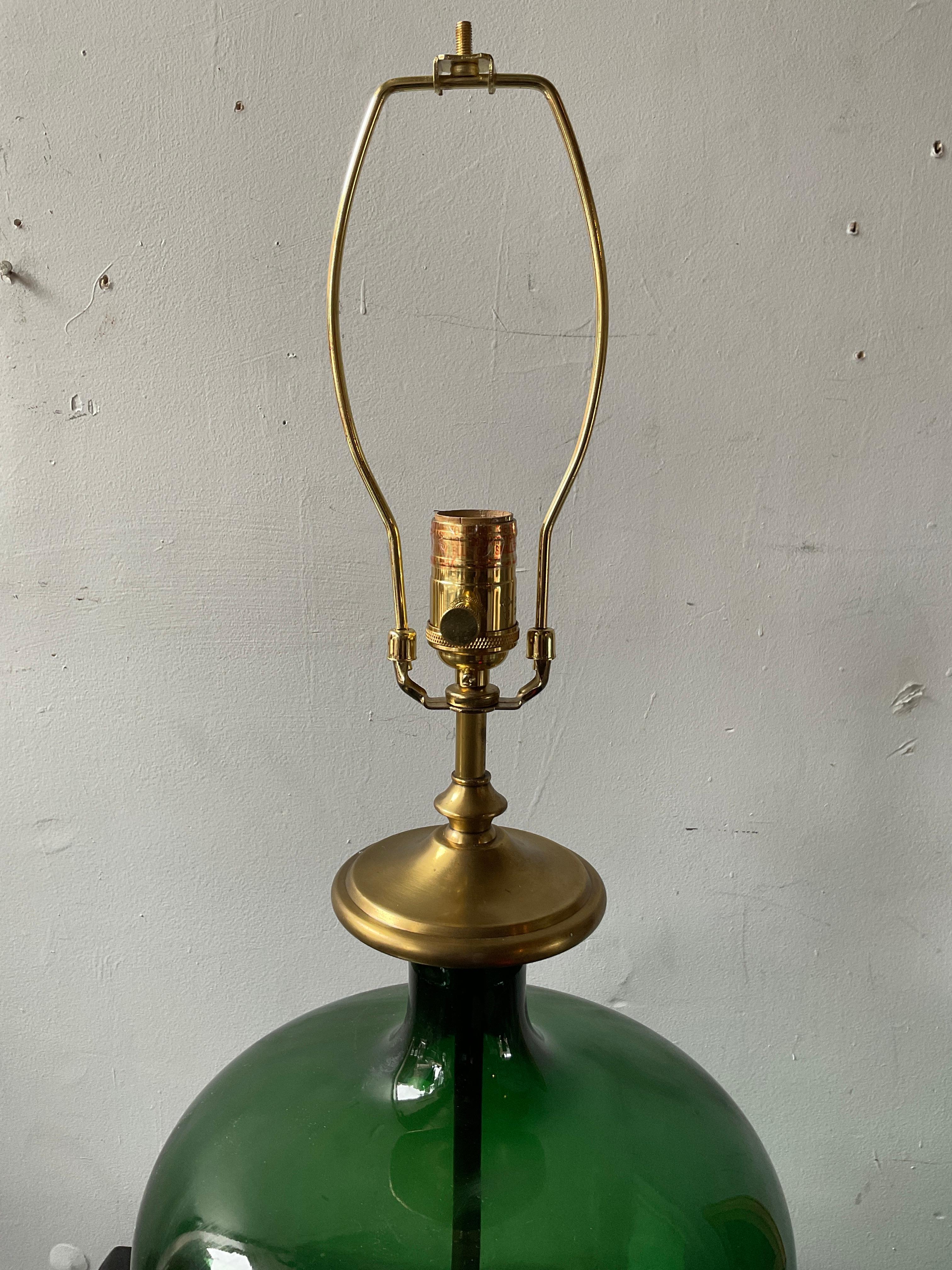 Contemporary Green Murano Glass Lamp On Lucite Base For Sale
