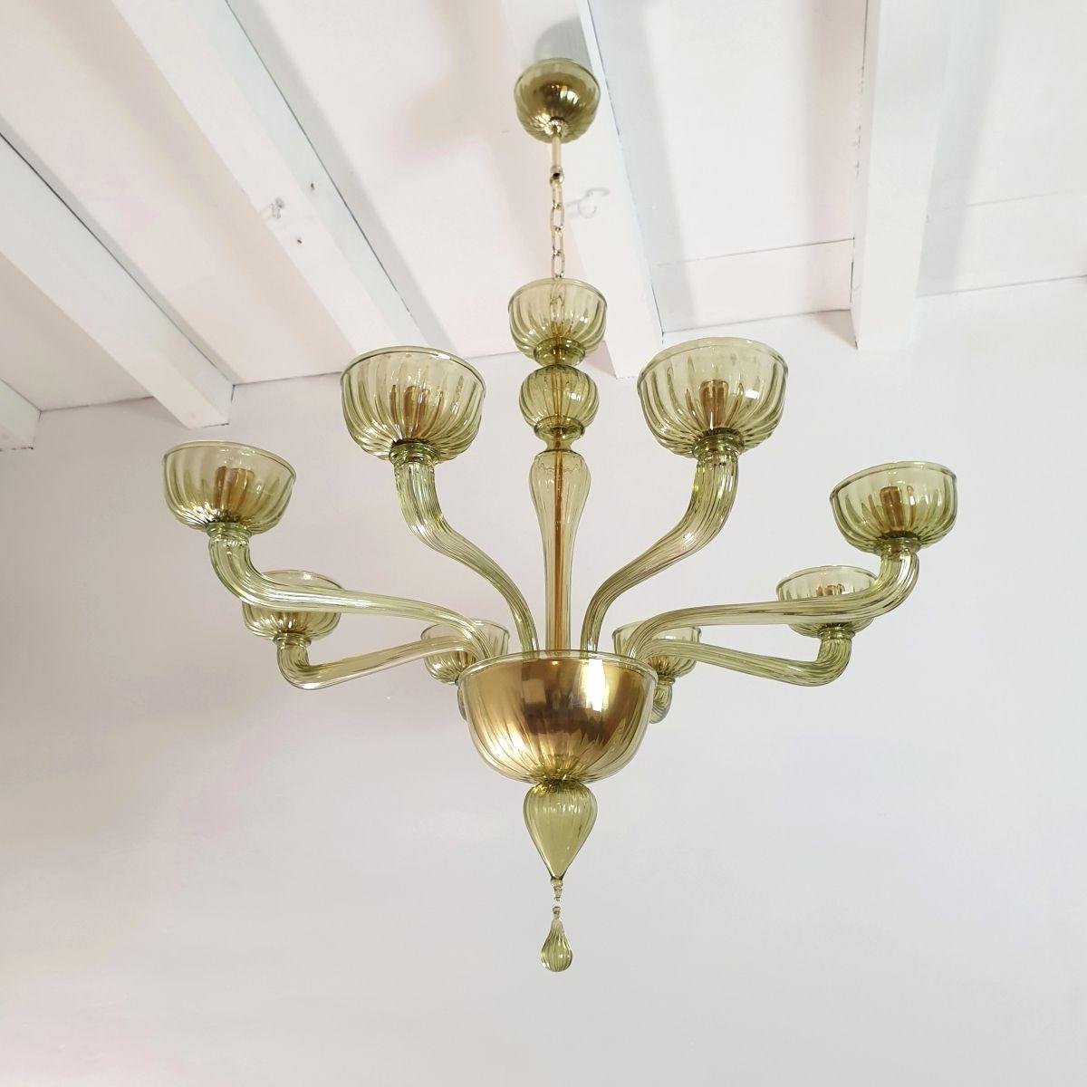 Mid-Century Modern Green Murano glass Mid-Century chandelier