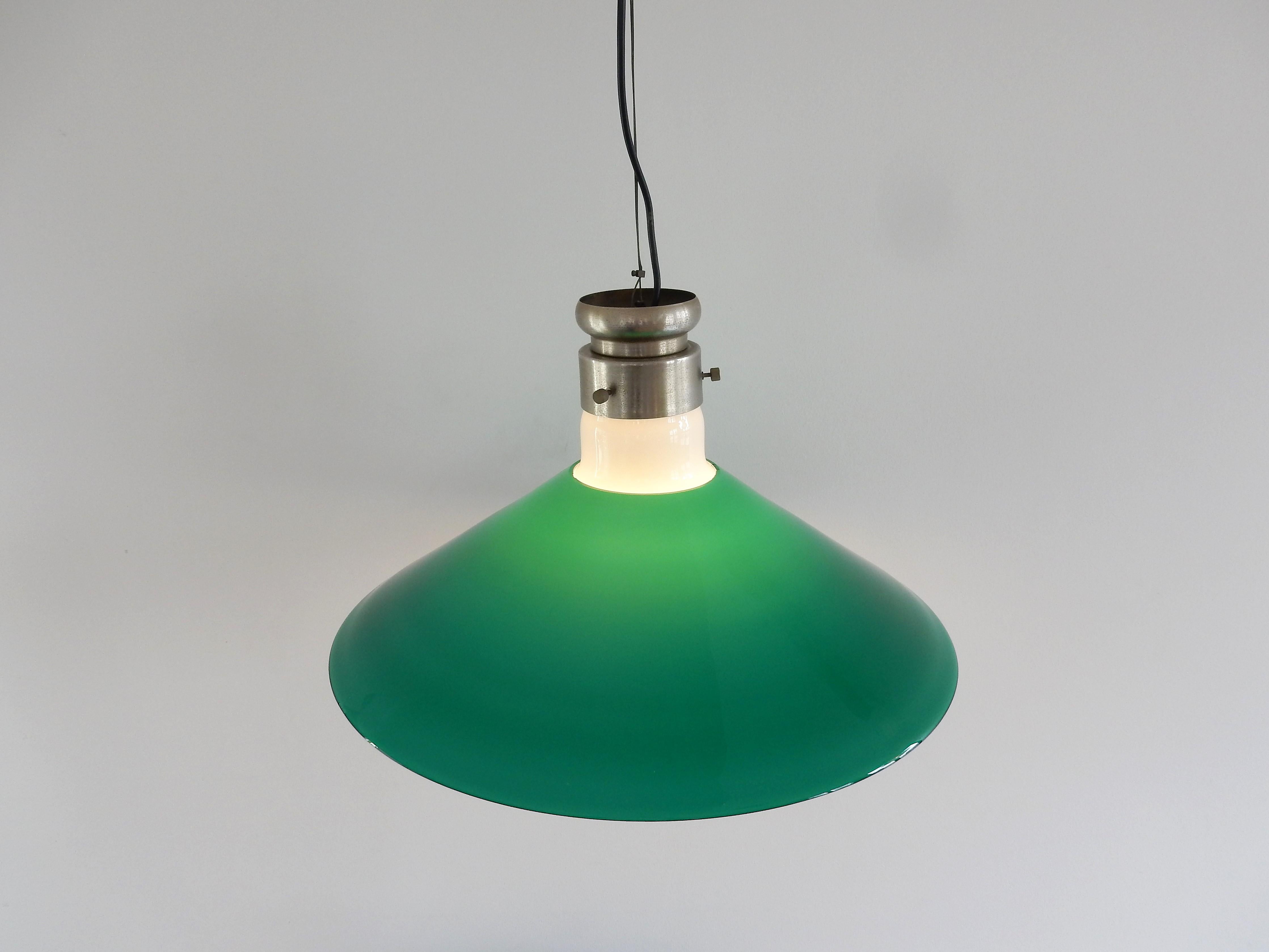 Mid-Century Modern Lampe à suspension en verre de Murano vert d'Alessandro Pianon, pour Vistosi, Italie, années 1960 en vente