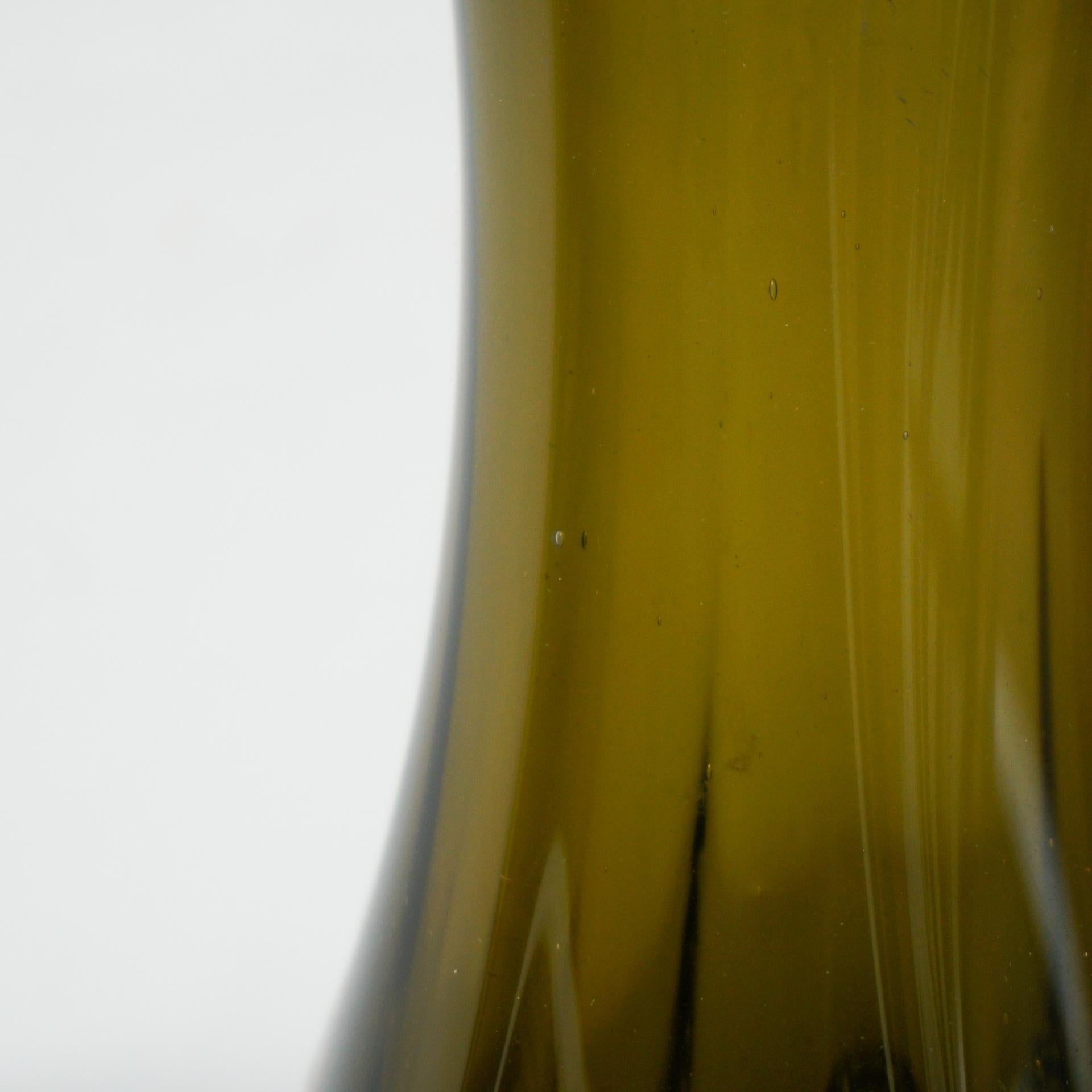Green Murano Glass Vase, circa 1970 For Sale 8