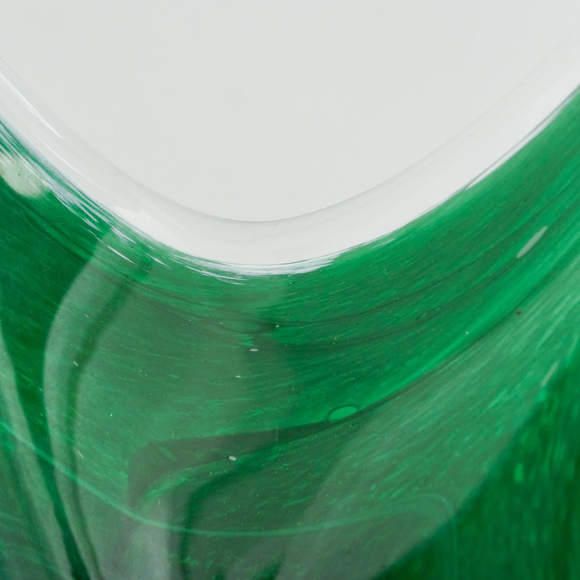 Green Murano Glass Vase, circa 1970 For Sale 2