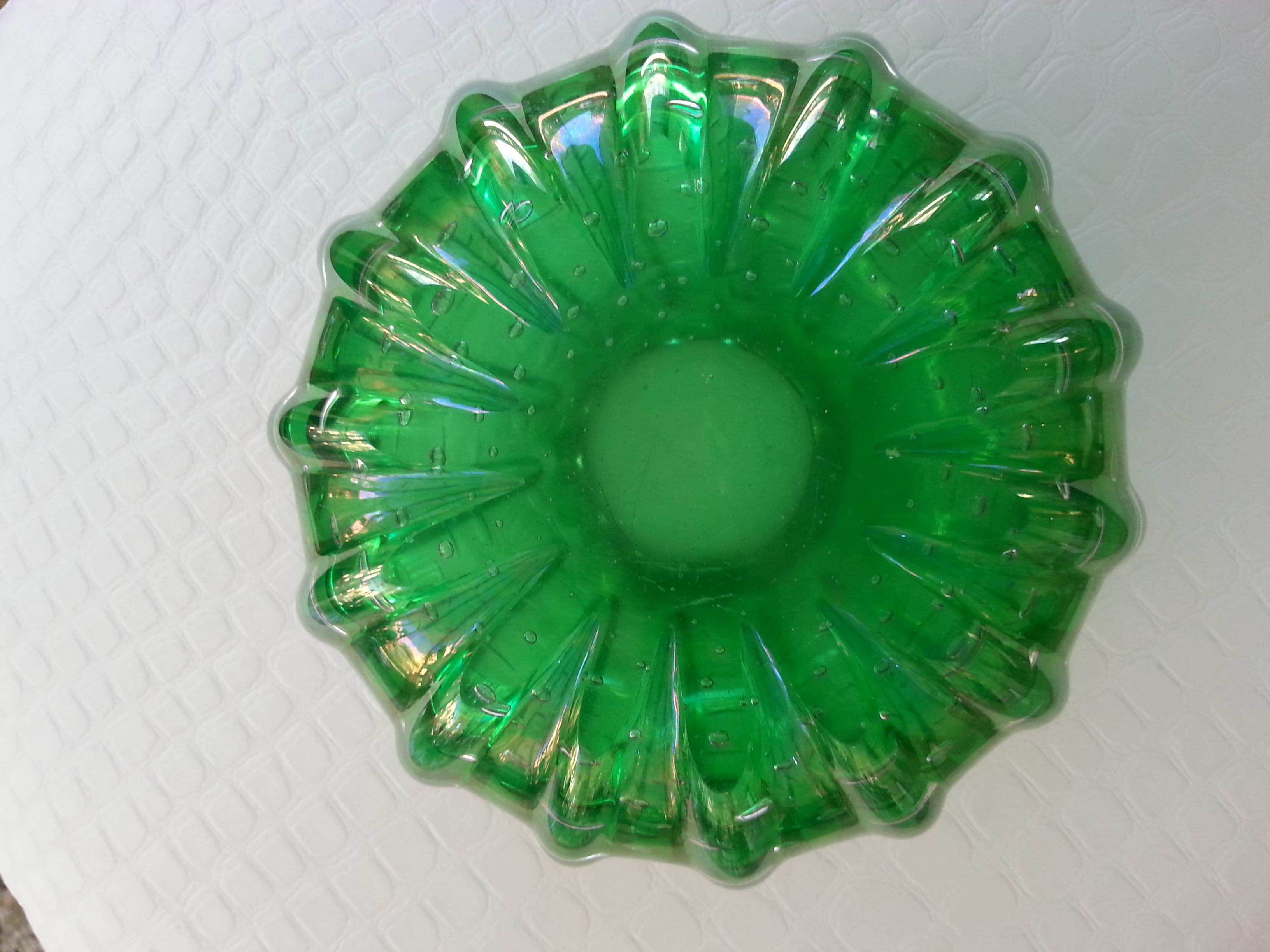 Green Murano Glass Vase In Good Condition In West Palm Beach, FL