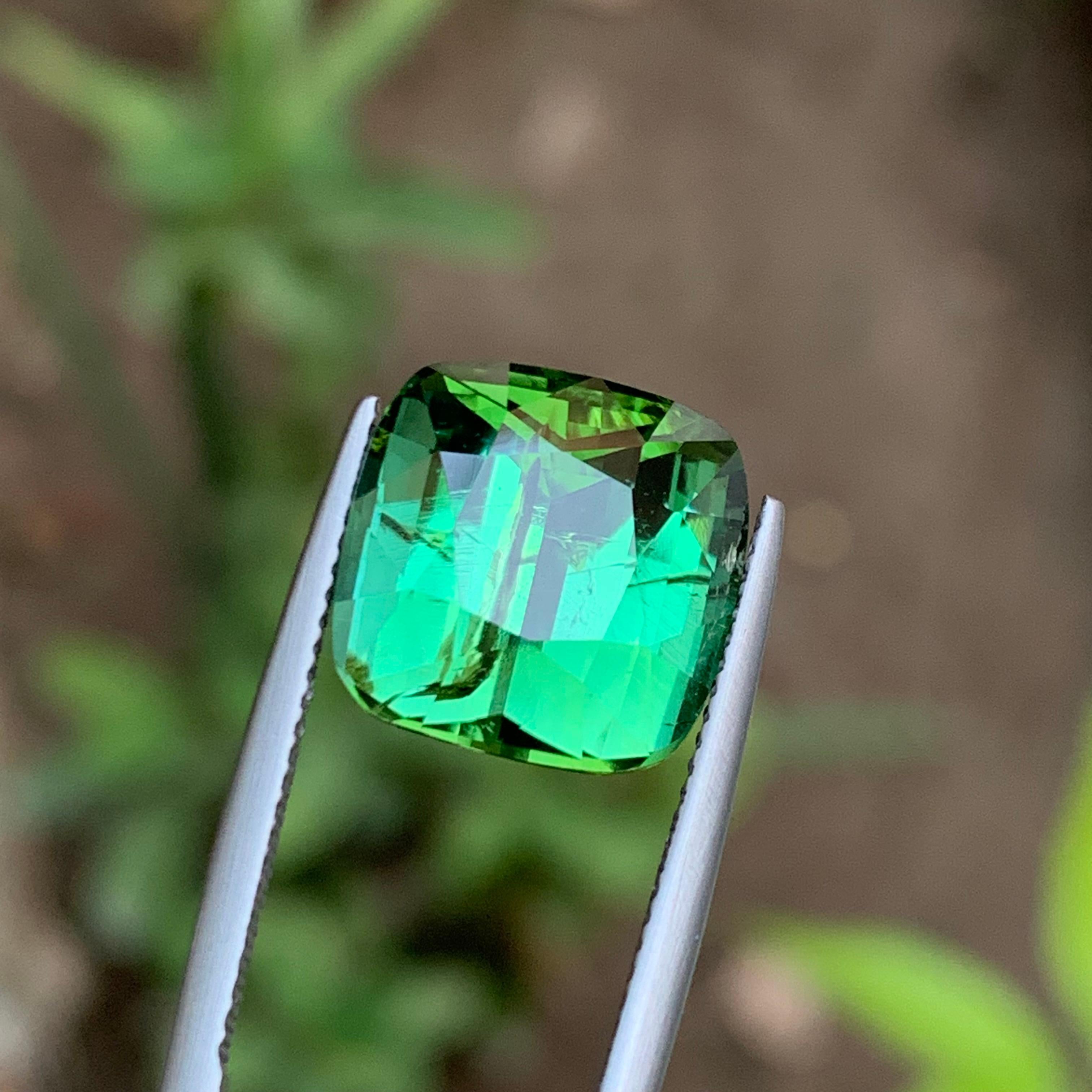 Green Natural Tourmaline Gemstone 10.90Ct Cushion Cut  Pendant  Necklace Jewel For Sale 3