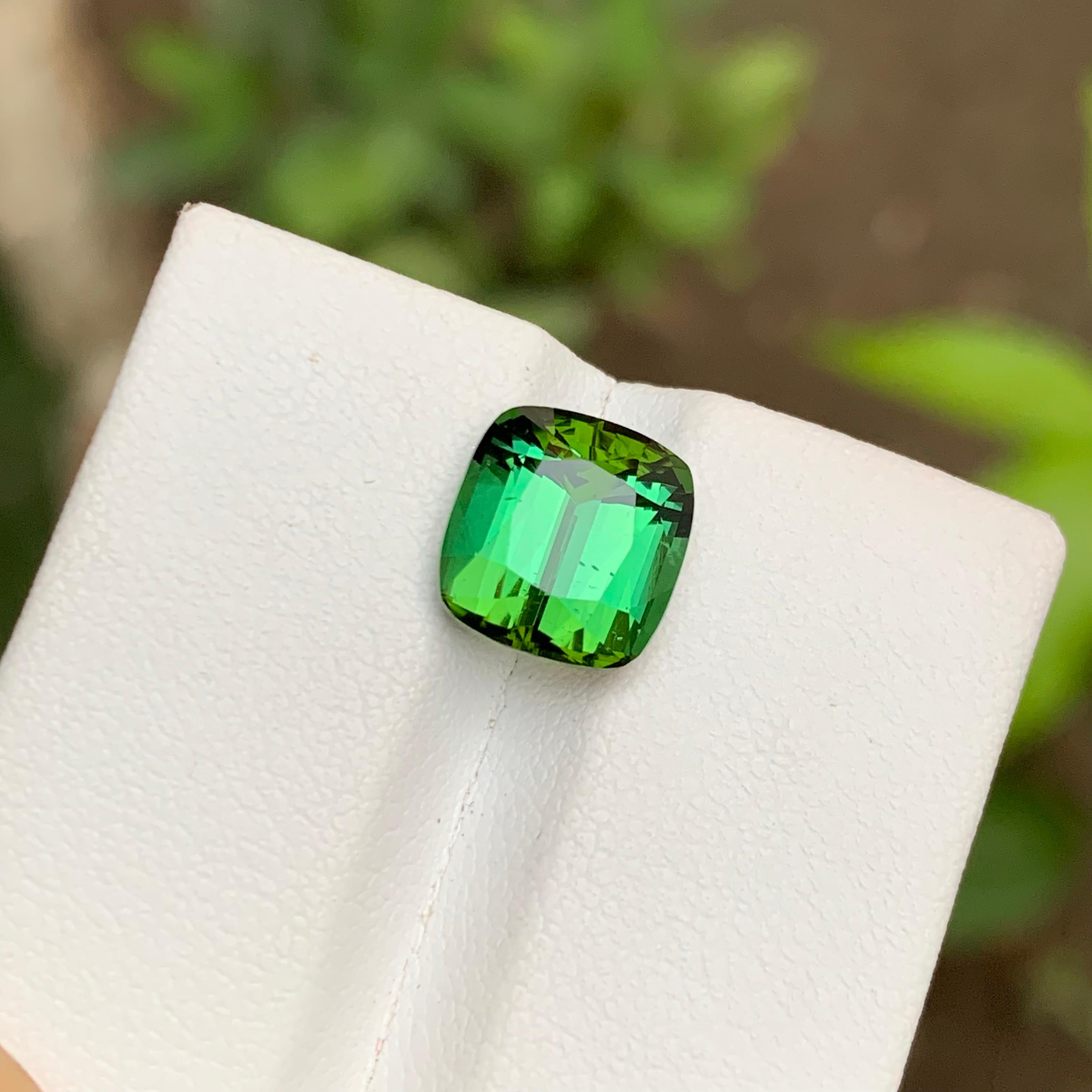 Gema Turmalina Verde Natural, 4.05 ct talla cojín para anillo, colgante joya en venta 4