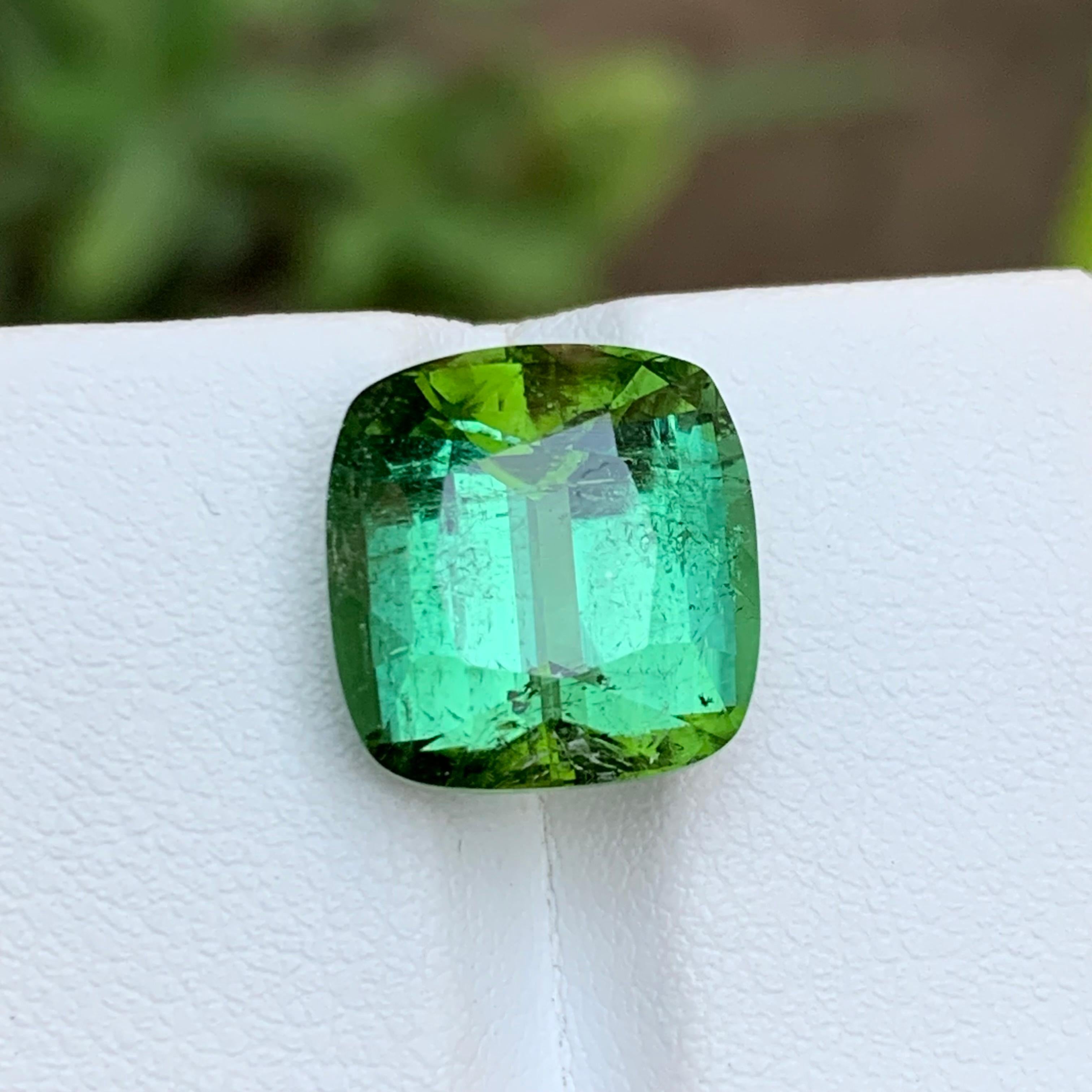 Pierre précieuse tourmaline naturelle verte 9,80 carats taille coussin  Collier Pendentifs Bijoux en vente 5