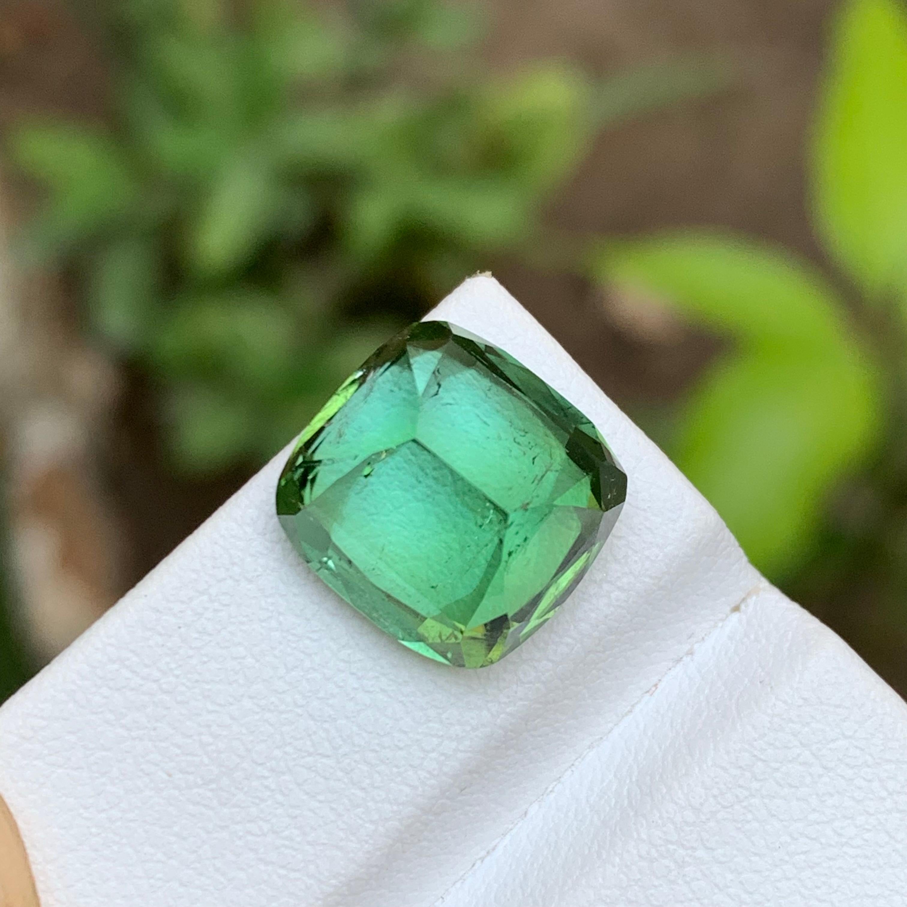 Pierre précieuse tourmaline naturelle verte 9,80 carats taille coussin  Collier Pendentifs Bijoux Neuf - En vente à Peshawar, PK