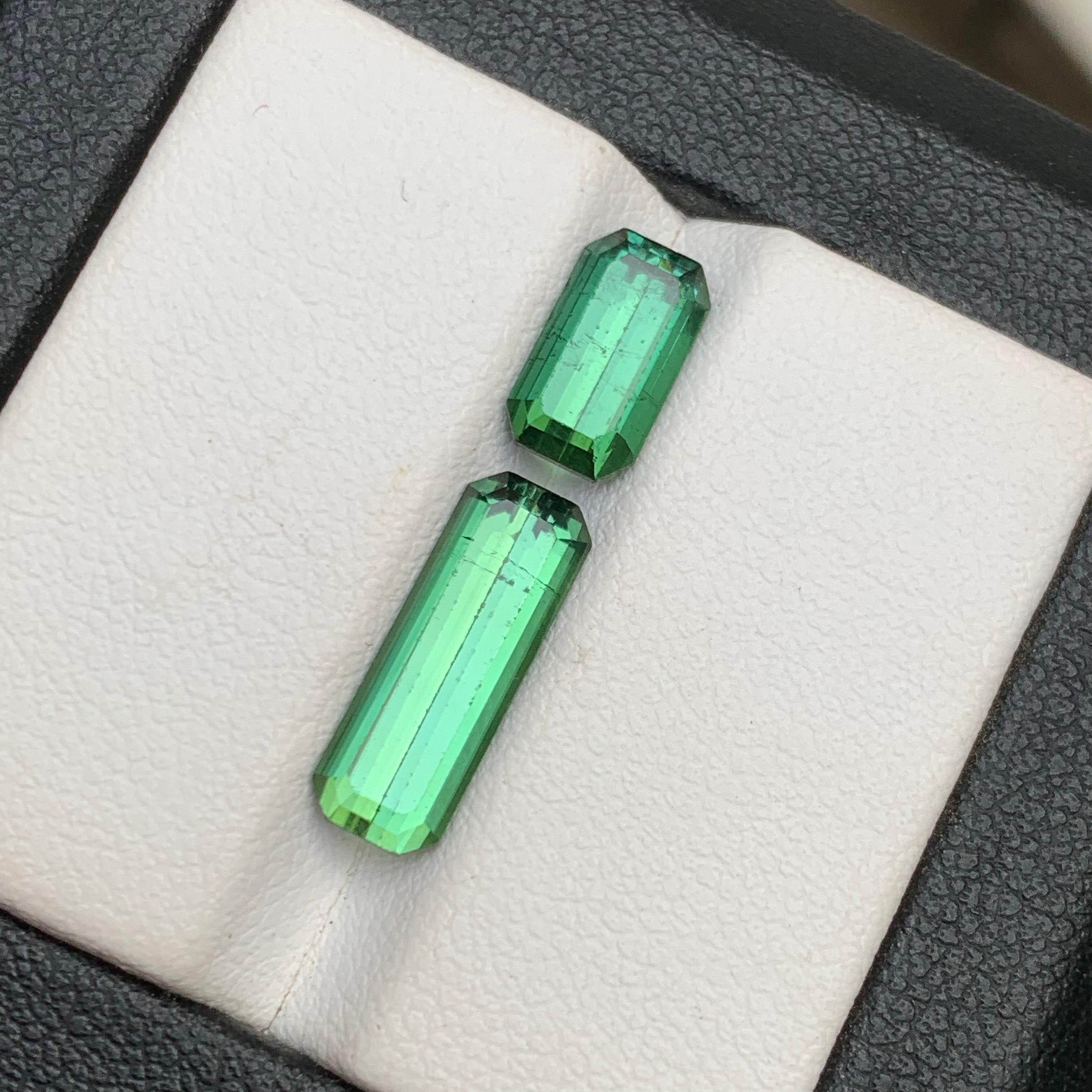 Contemporary Green Natural Tourmaline Loose Gemstones 4.45 Ct Elongated Emerald Cut-Jewelry For Sale