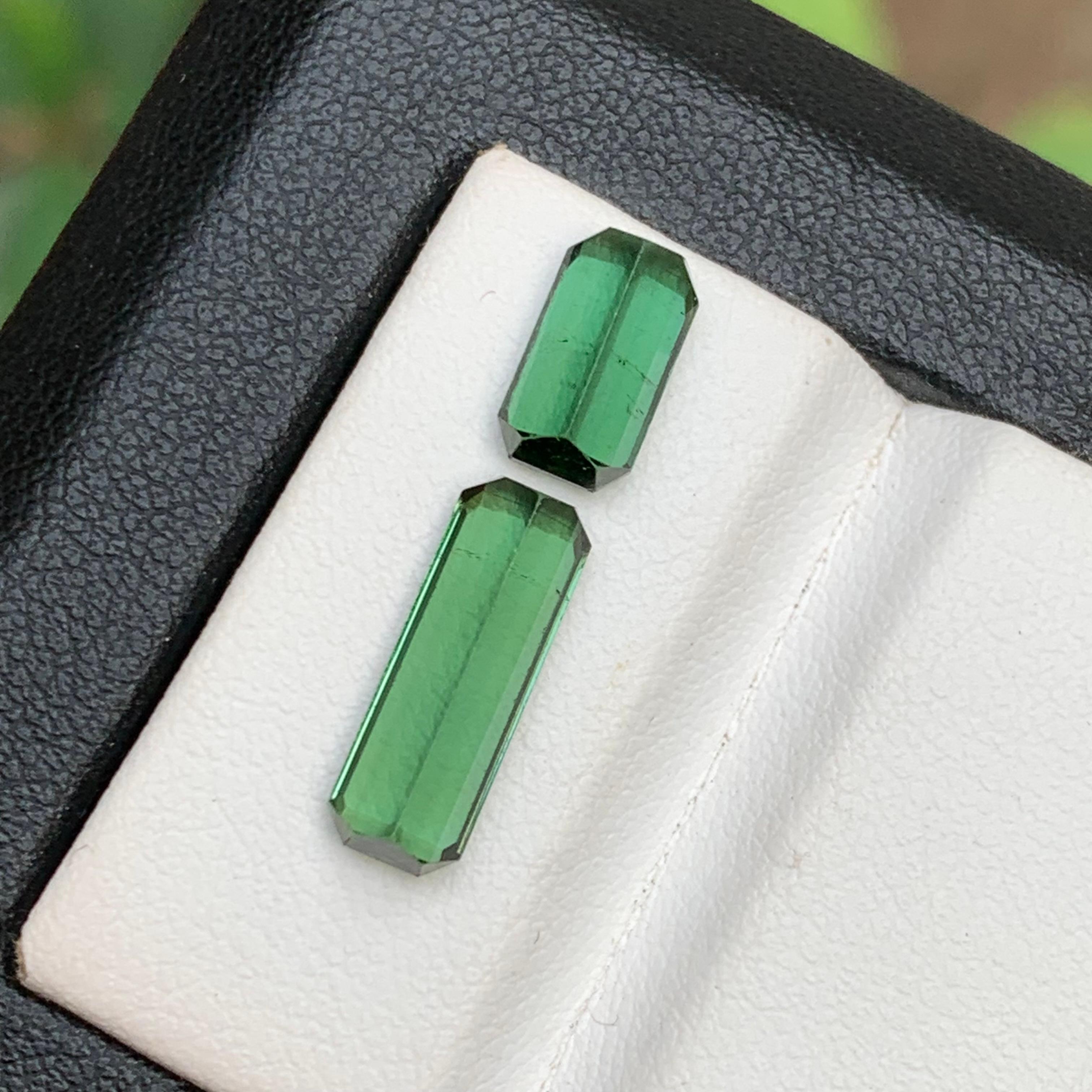 Green Natural Tourmaline Loose Gemstones 4.45 Ct Elongated Emerald Cut-Jewelry In New Condition For Sale In Peshawar, PK