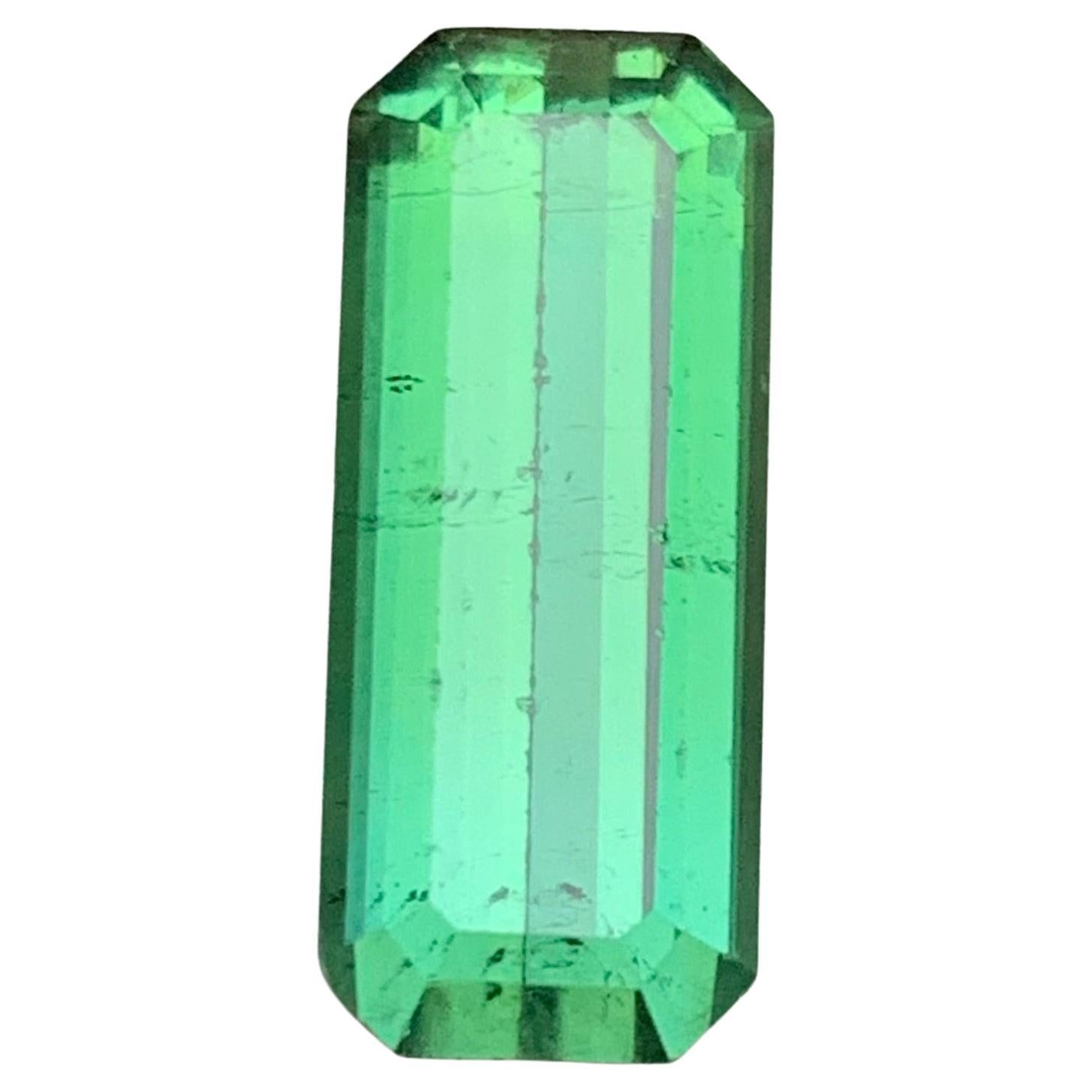 Gemas sueltas de turmalina natural verde talla esmeralda alargada de 5.50 qt-Joyería en venta