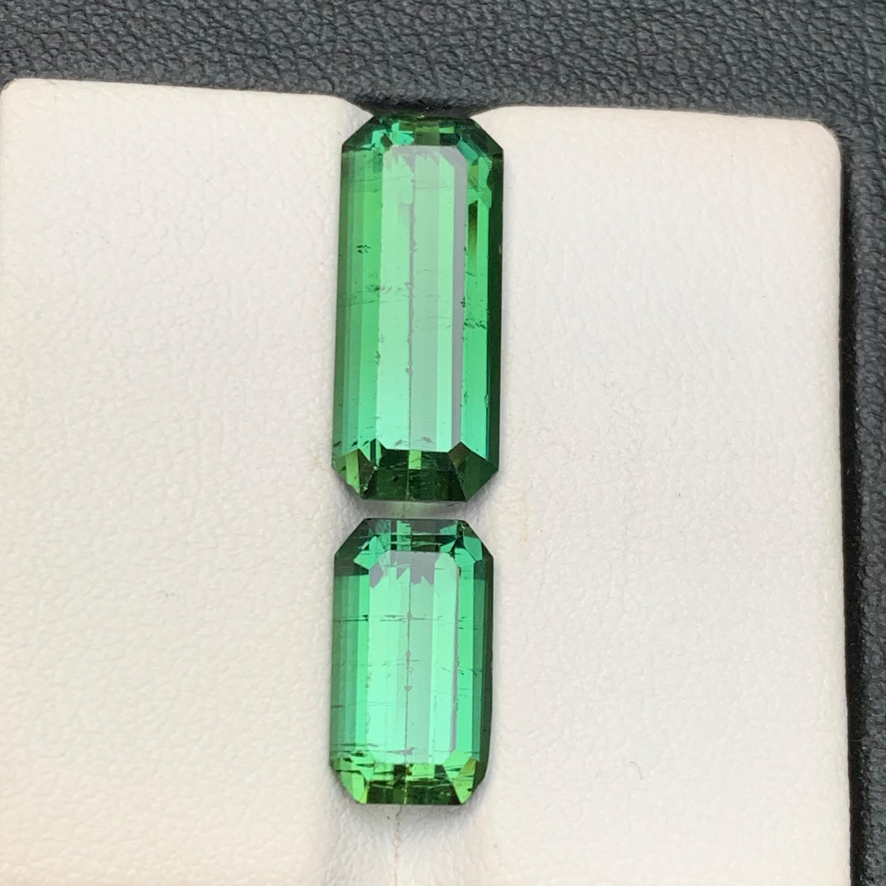 Grüner Natürlicher Turmalin Lose Edelsteine 8.95 Ct Länglicher Smaragd-Schliff-Schmuck (Zeitgenössisch) im Angebot