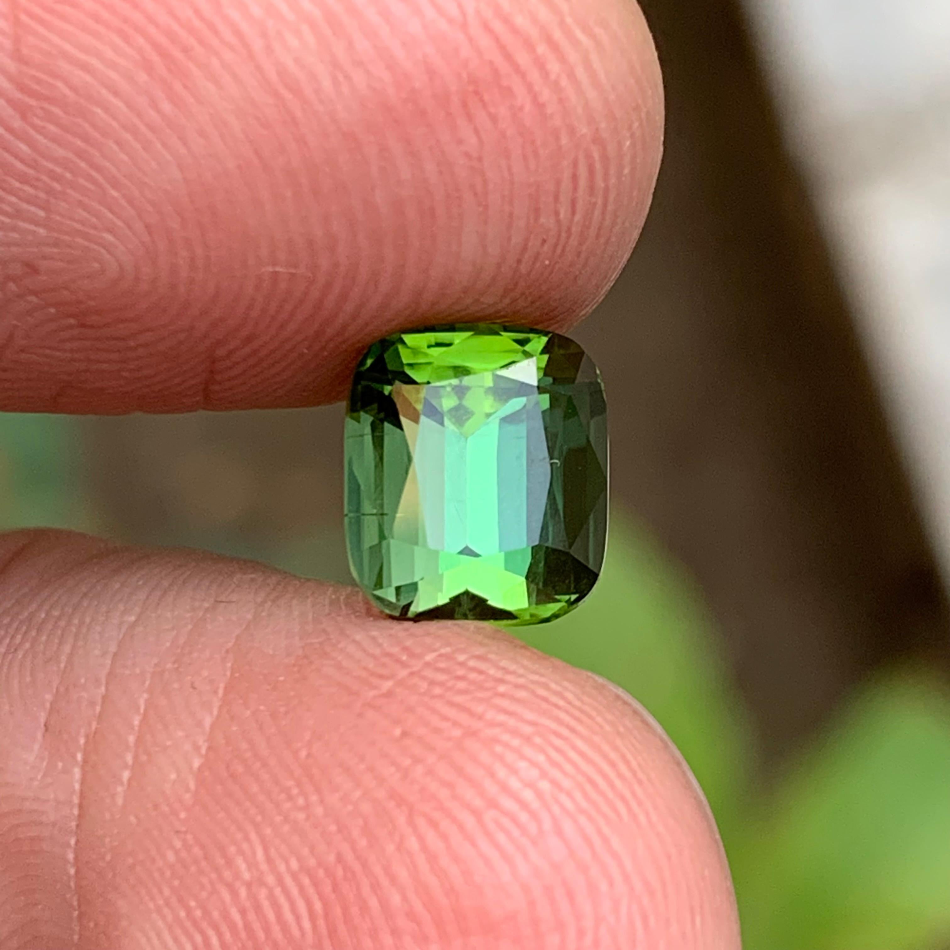 Green Natural Tourmaline Ring Loose Gemstone 2.55 Carat Cushion Cut for Jewelry For Sale 2