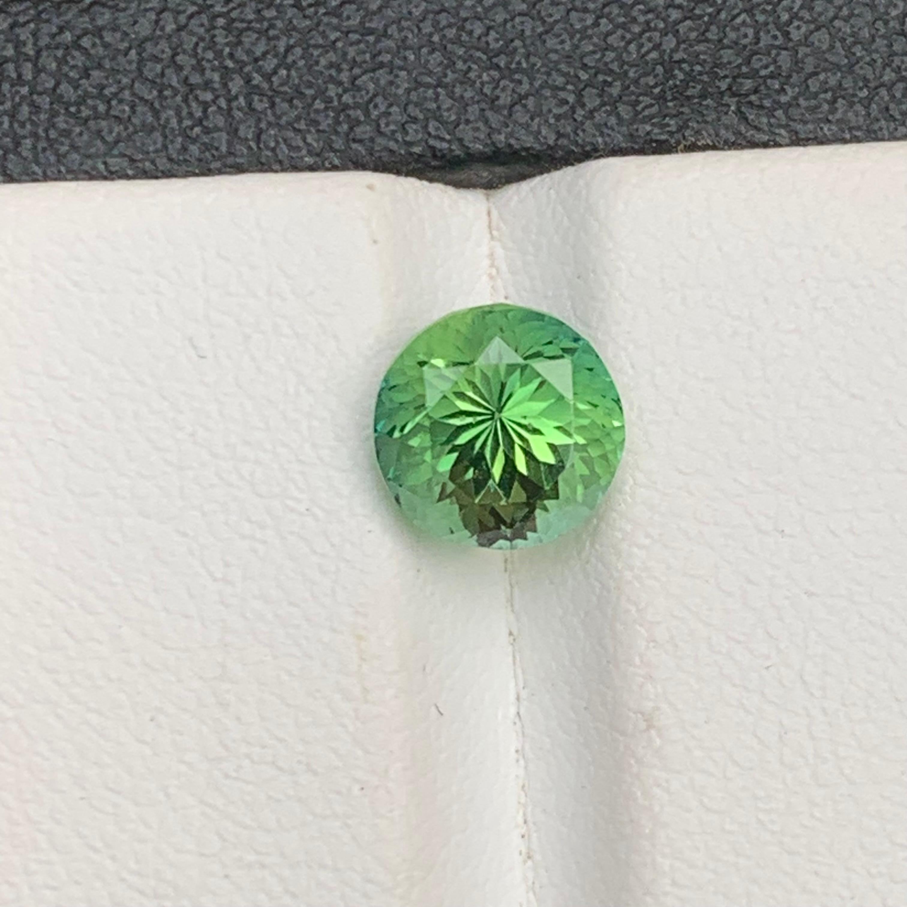 Round Cut Green Natural Tourmaline Ring Loose Gemstone 2.60 Ct Round Brilliant Flower Cut For Sale