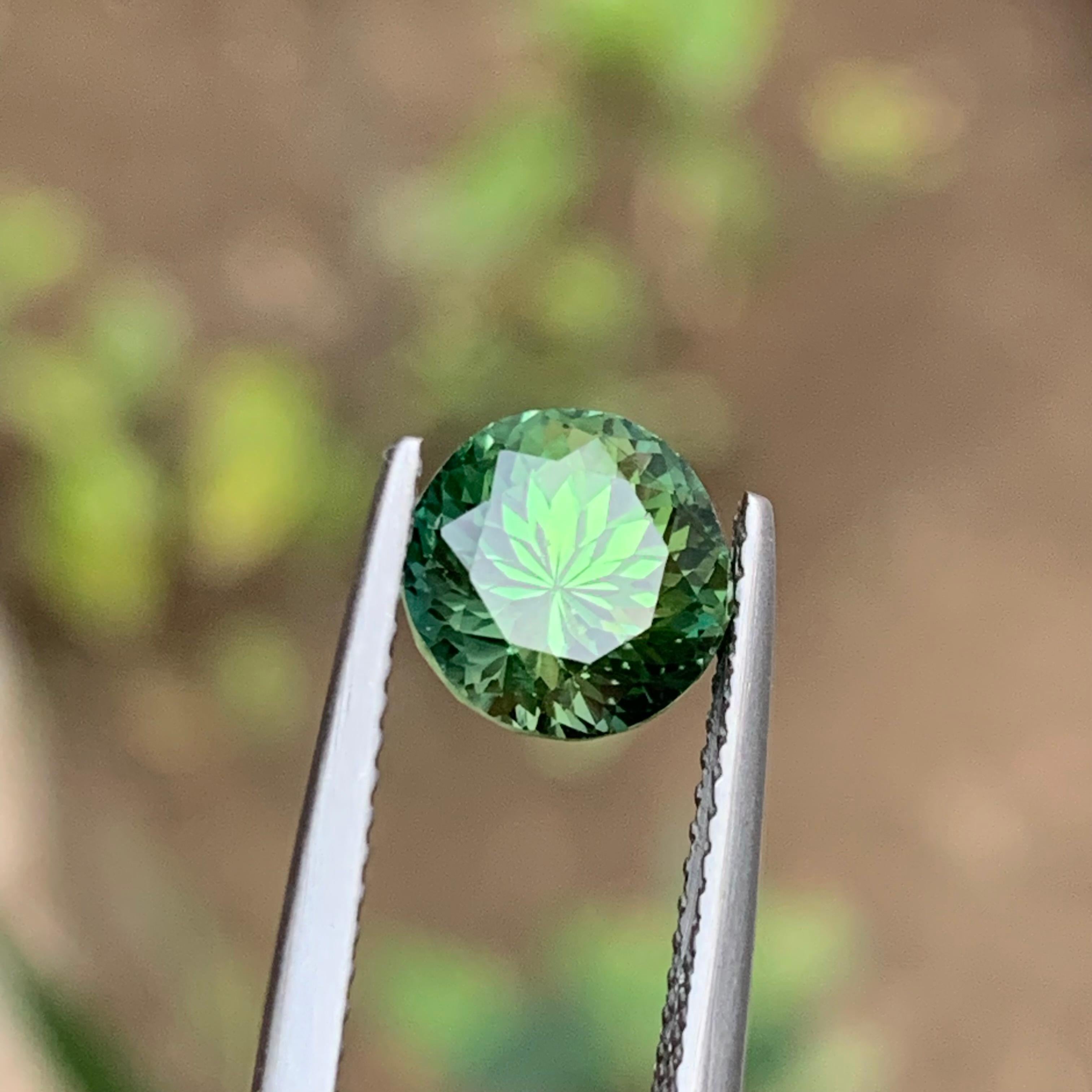 Green Natural Tourmaline Ring Loose Gemstone 2.60 Ct Round Brilliant Flower Cut For Sale 2