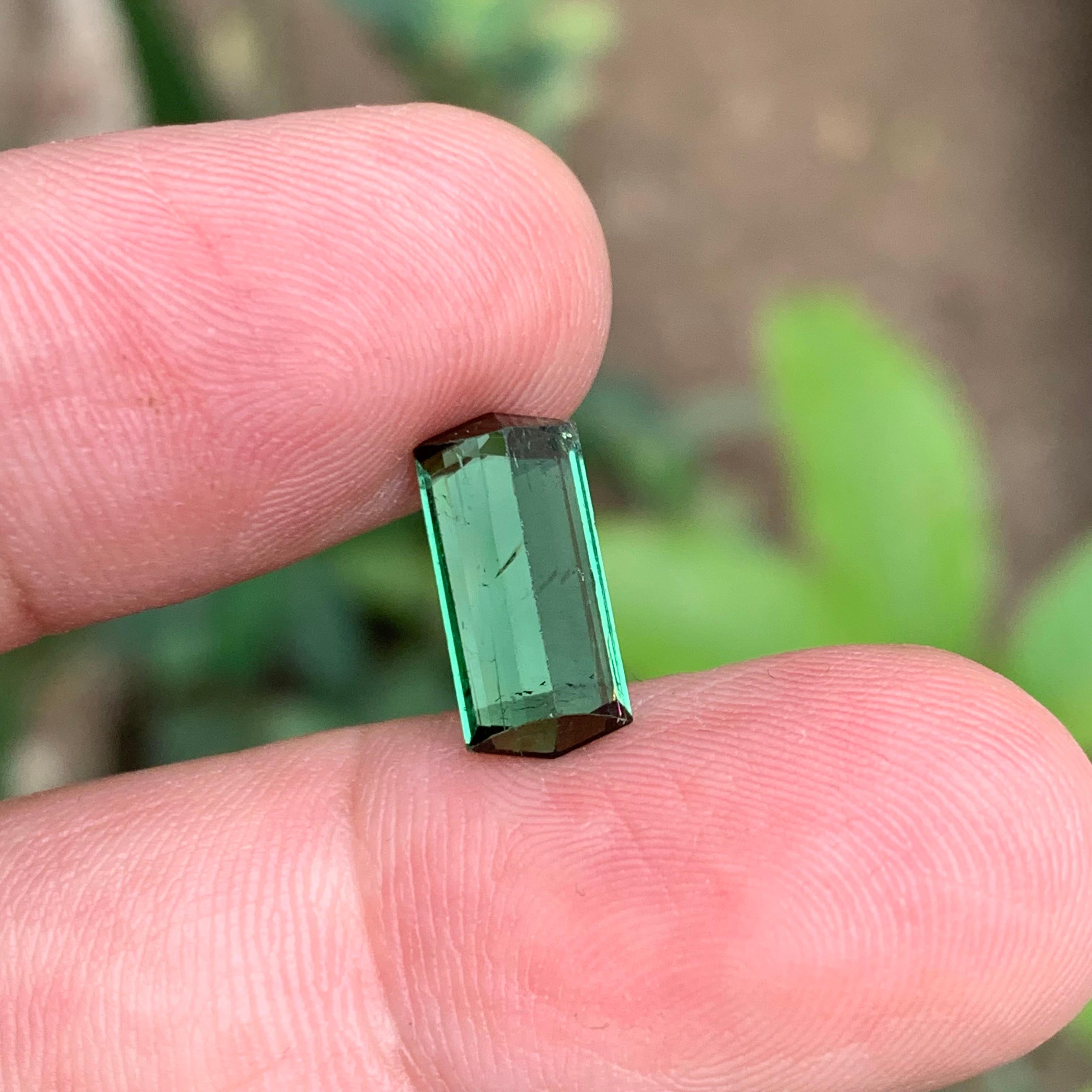 Women's or Men's Green Natural Tourmaline Ring Loose Gemstone 3.70 Ct Modified Emerald Cut-Jewel For Sale