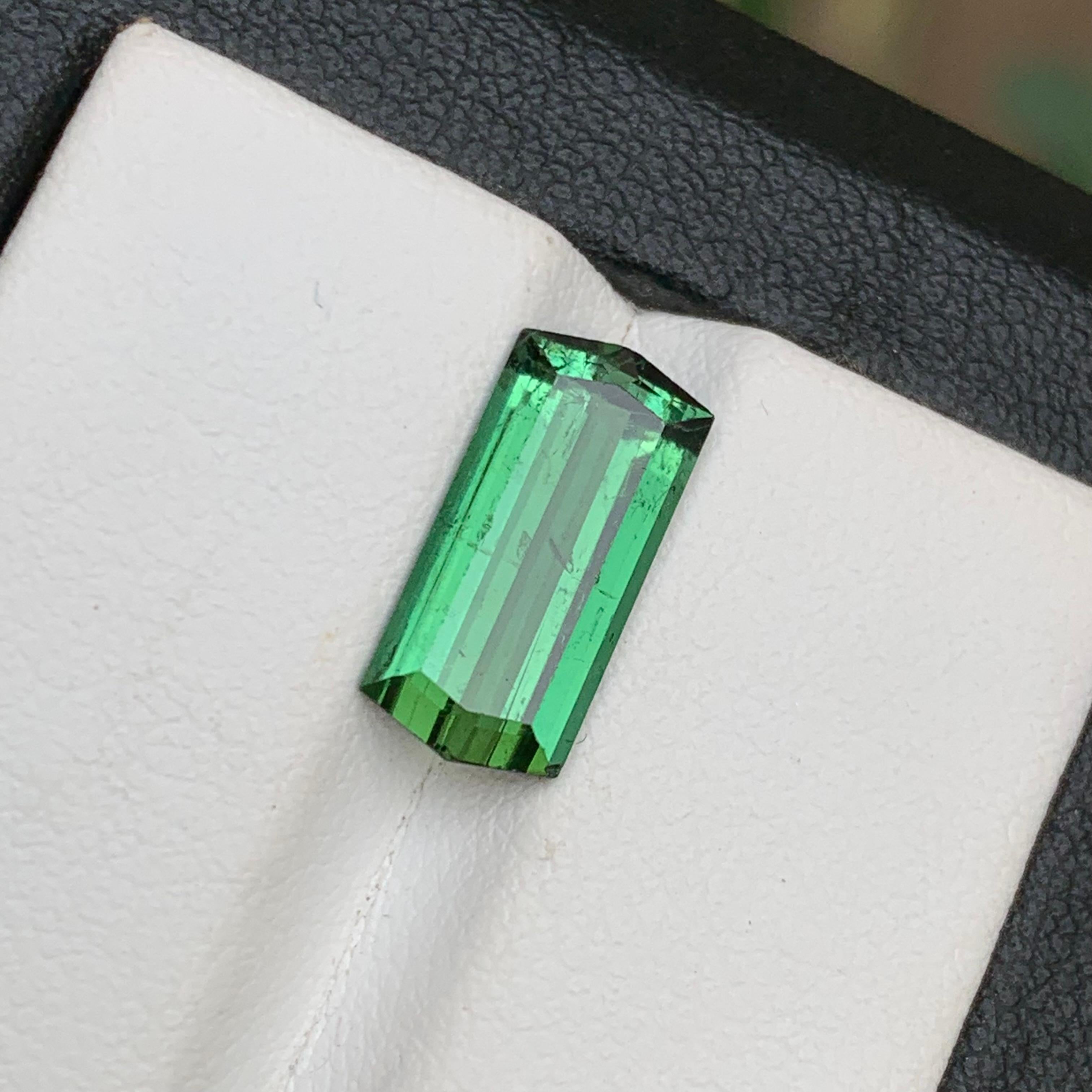 Green Natural Tourmaline Ring Loose Gemstone 3.70 Ct Modified Emerald Cut-Jewel For Sale 1