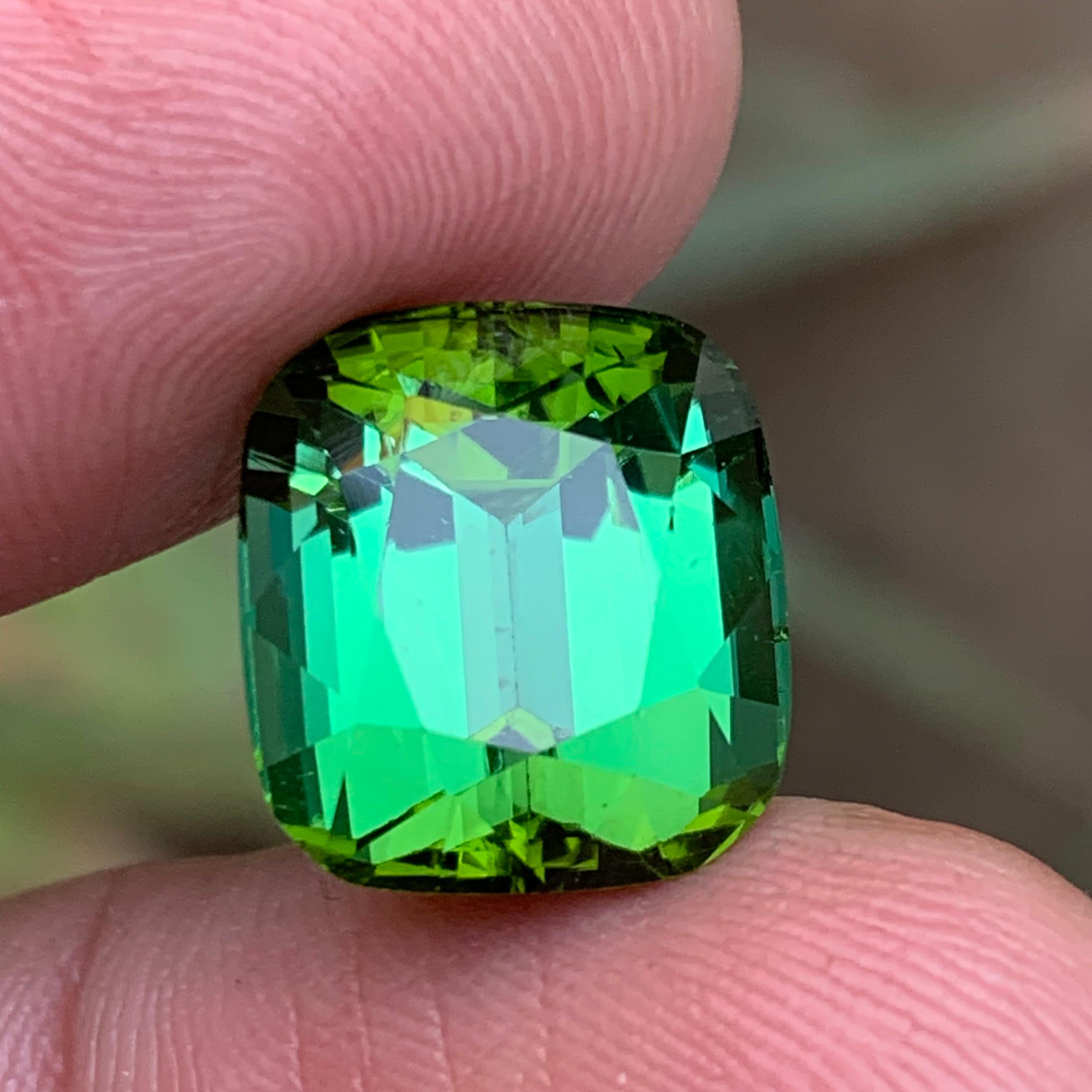 Green Natural Tourmaline Ring, Pendant Loose Gemstone 12.95 Ct Cushion Cut-Jewel For Sale 2