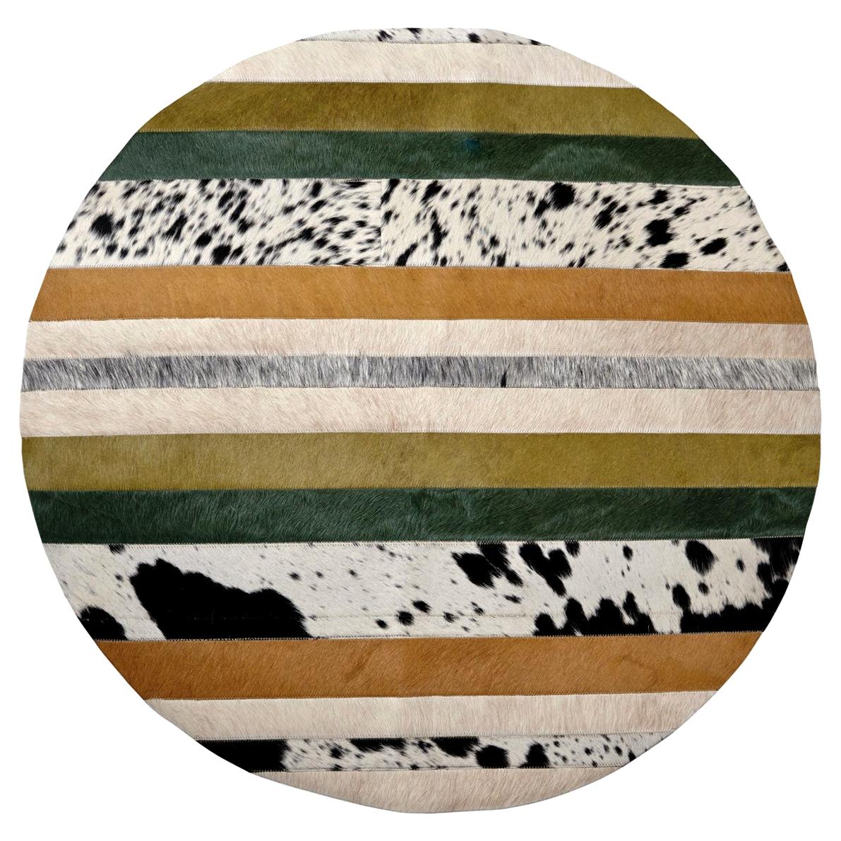 Green, Black & White Round Nueva Raya Customizable Cowhide Area Floor Rug Small For Sale