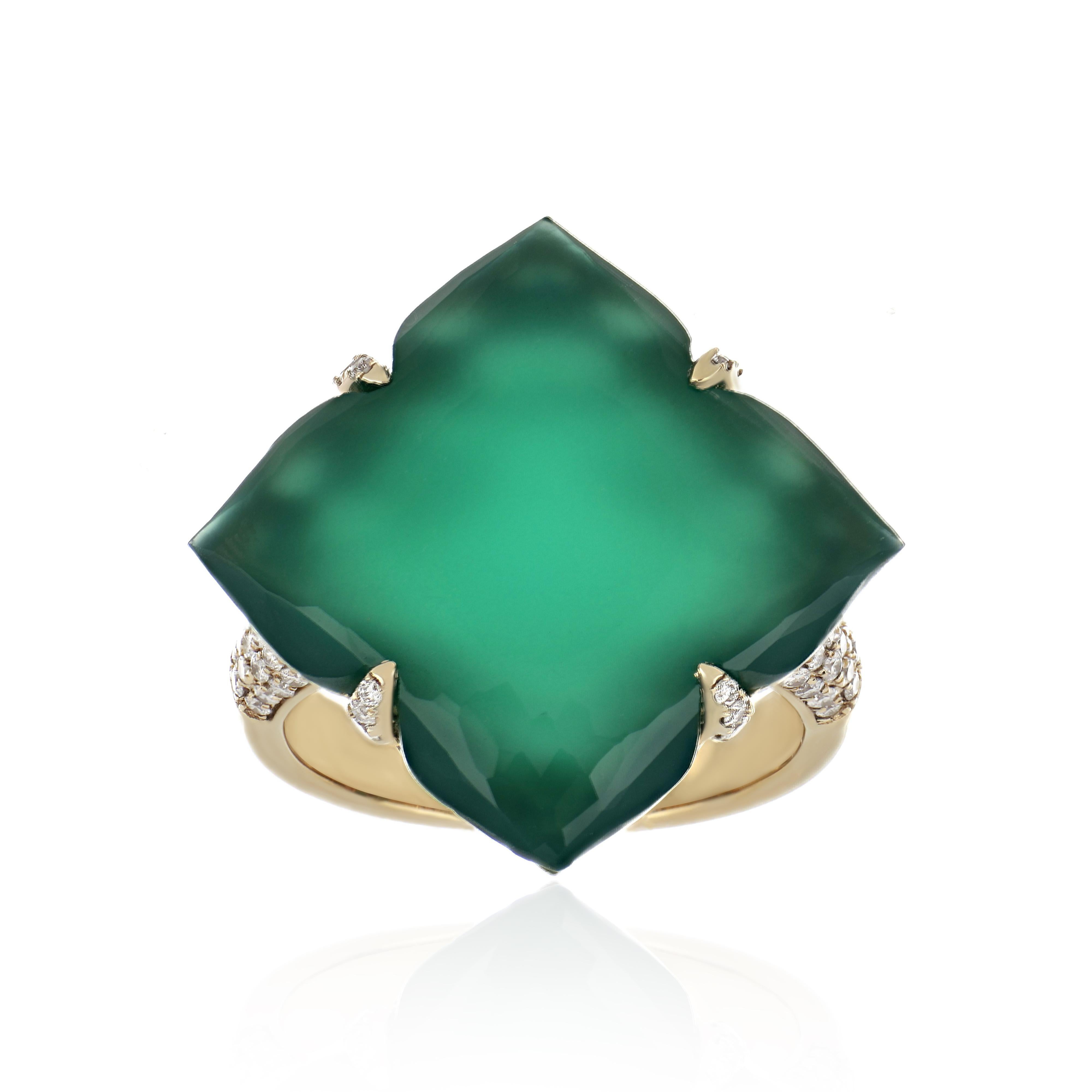 En vente :  Bague cloutée en or jaune 14 carats, onyx vert et diamants 2