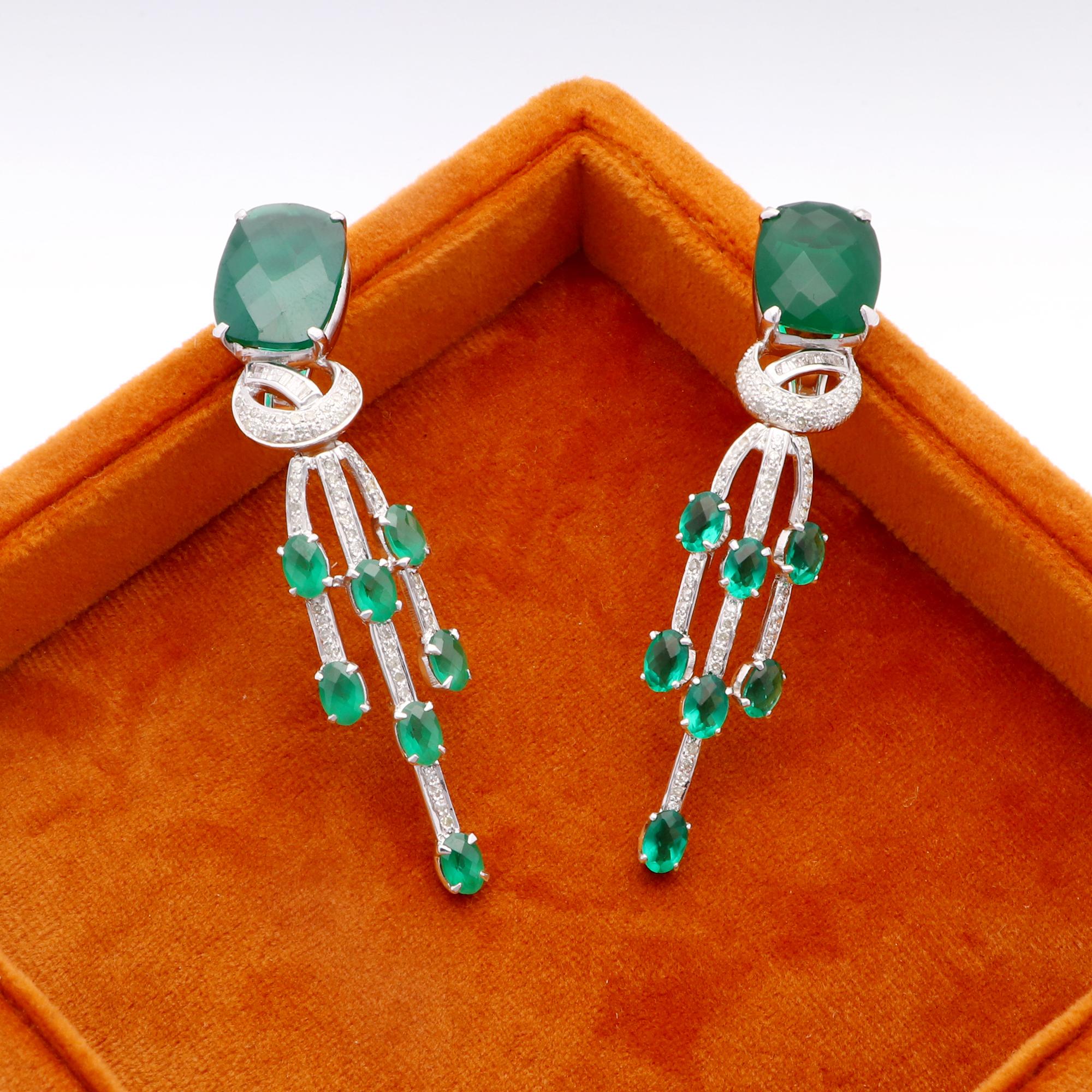 Modern Green Onyx Dangle Earrings Diamond Pave 18 Karat Gold Pendant Layered Necklace For Sale