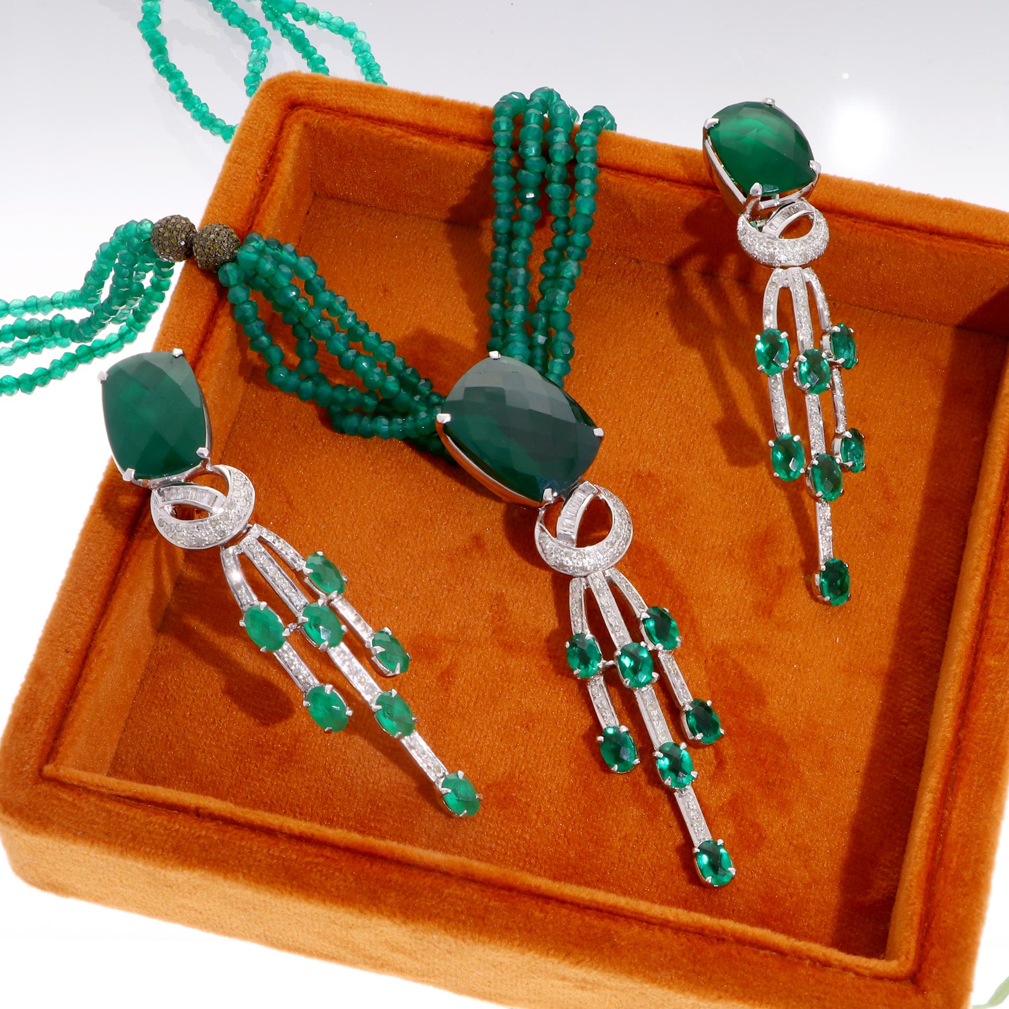 Women's Green Onyx Dangle Earrings Diamond Pave 18 Karat Gold Pendant Layered Necklace For Sale