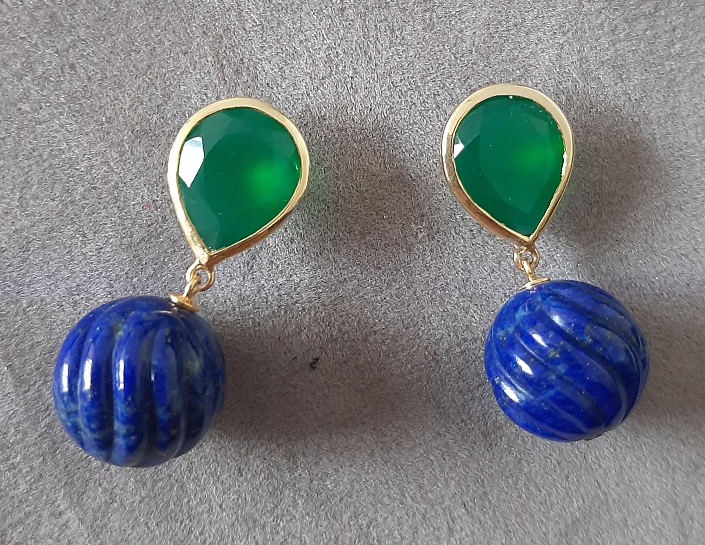 Onix verde facetado en forma de pera tallado Cuentas de lapislázuli Oro amarillo macizo 14k en venta 4