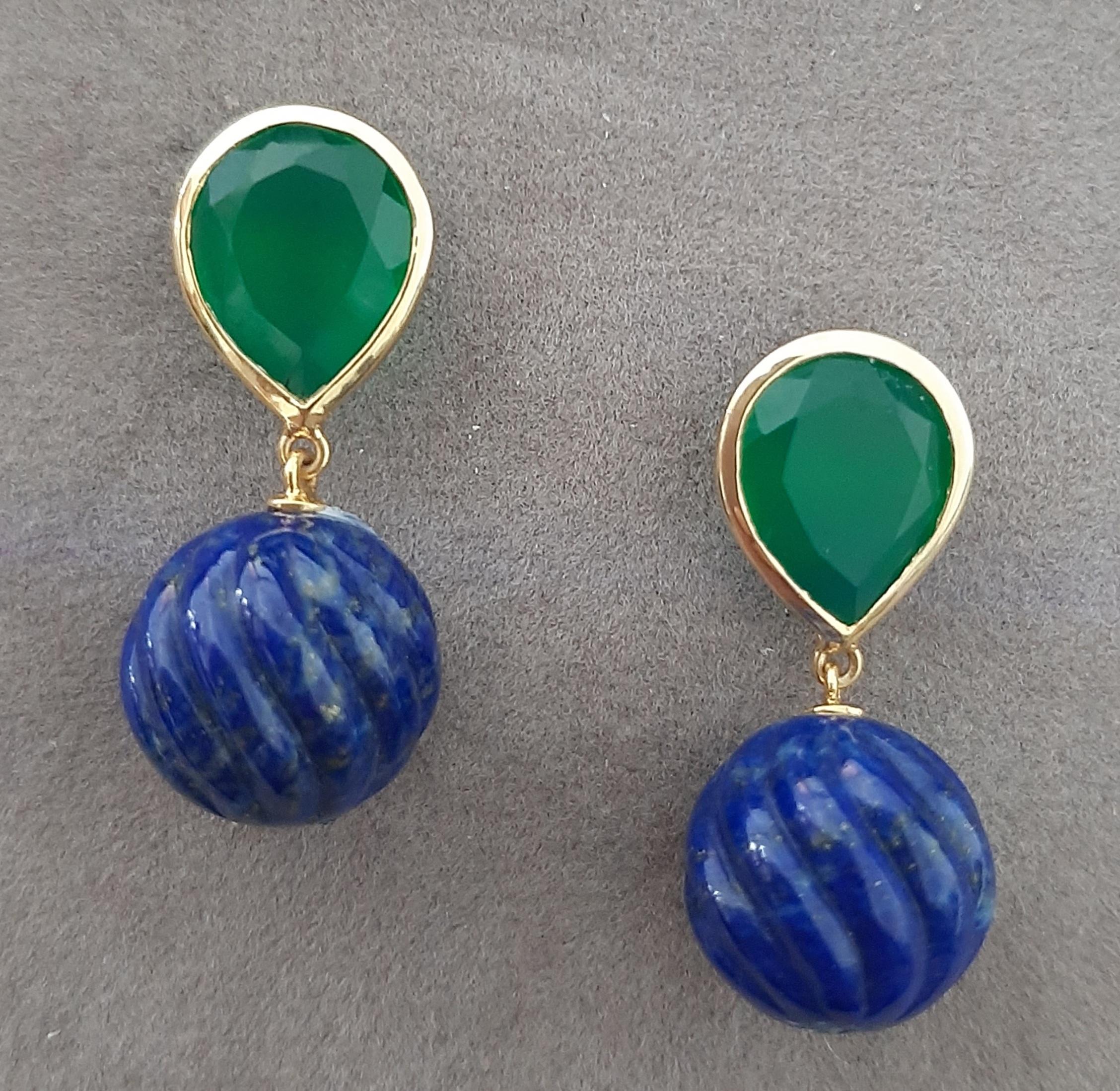 Onix verde facetado en forma de pera tallado Cuentas de lapislázuli Oro amarillo macizo 14k en venta 5