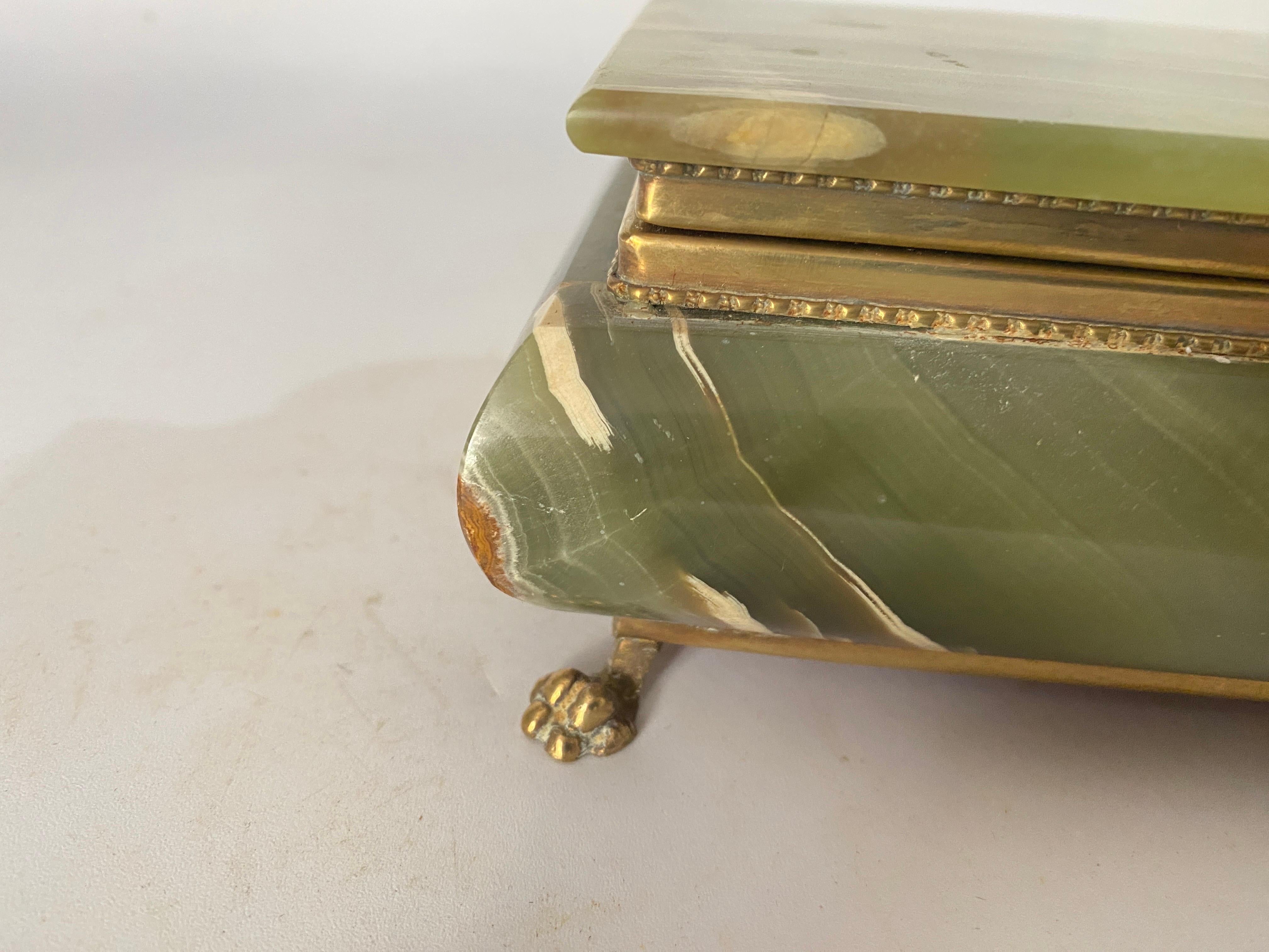  Green Onyx Marble and Brass Jewelry Display Box, Italy 1950 For Sale 3