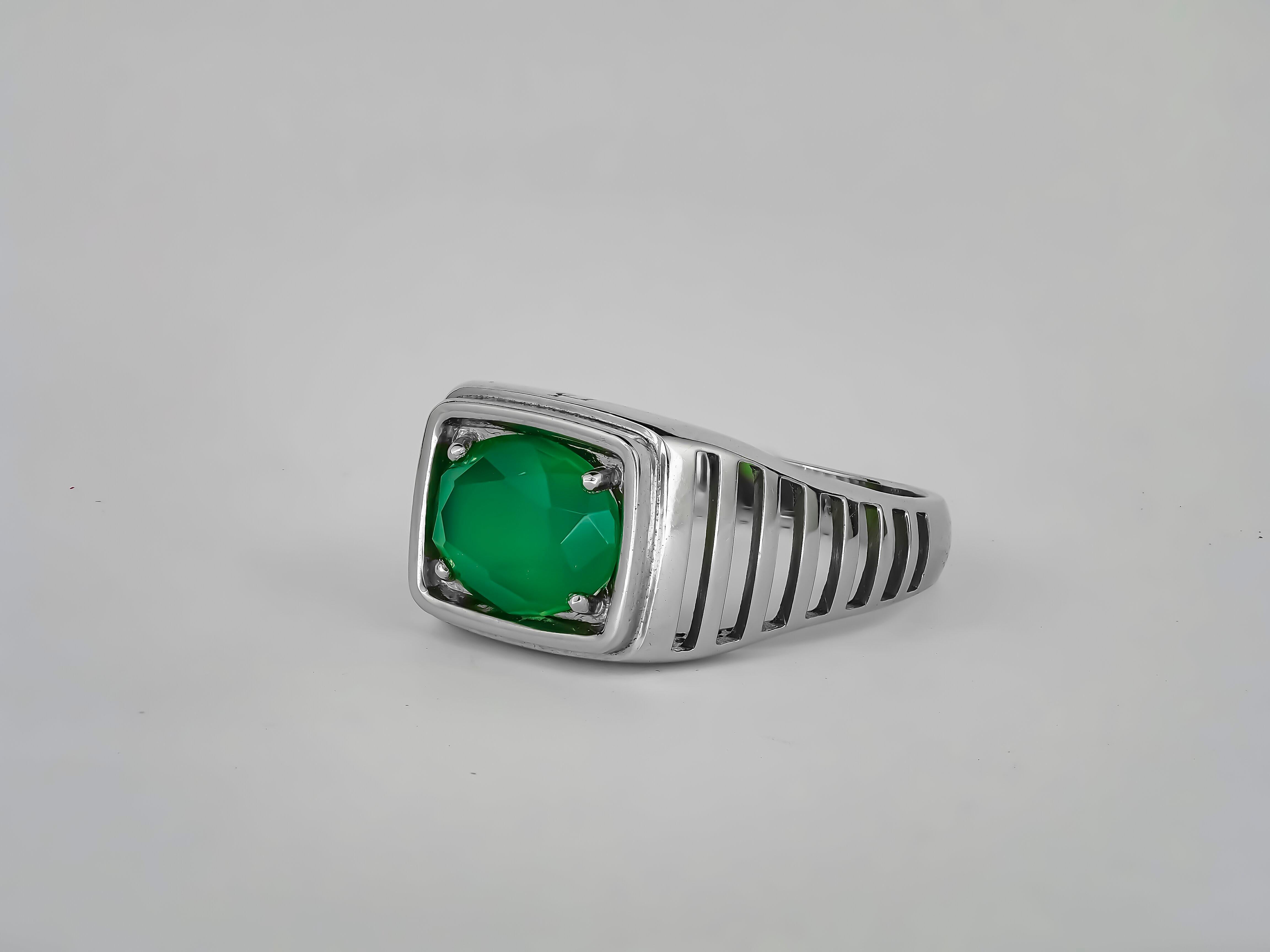 For Sale:  Green Onyx Men Gold Ring, Vintage Style Onyx Mens Ring 3