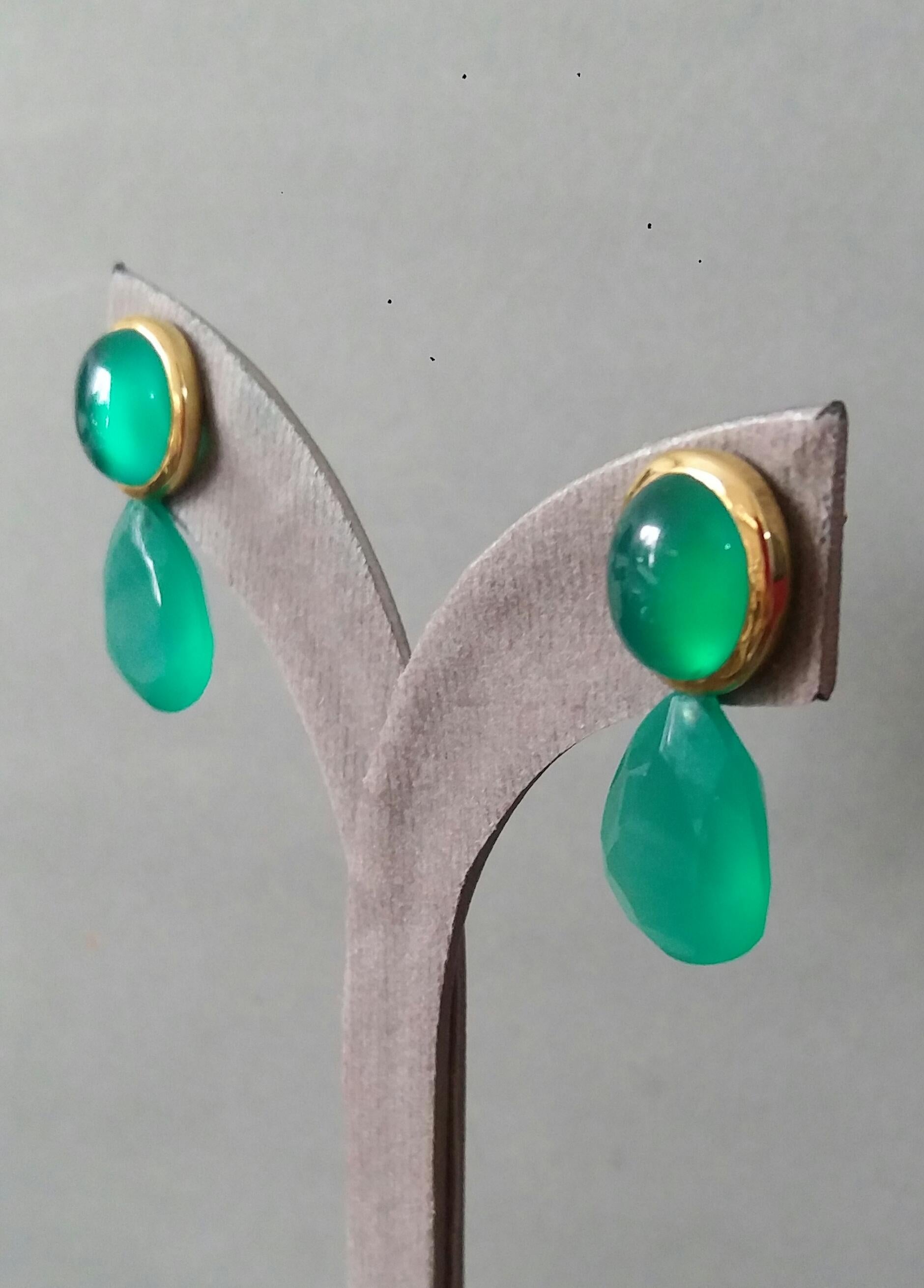 Green Onyx Oval Cabs 14K Yellow Gold Green Onyx Faceted Pear Shape Stud Earrings For Sale 5