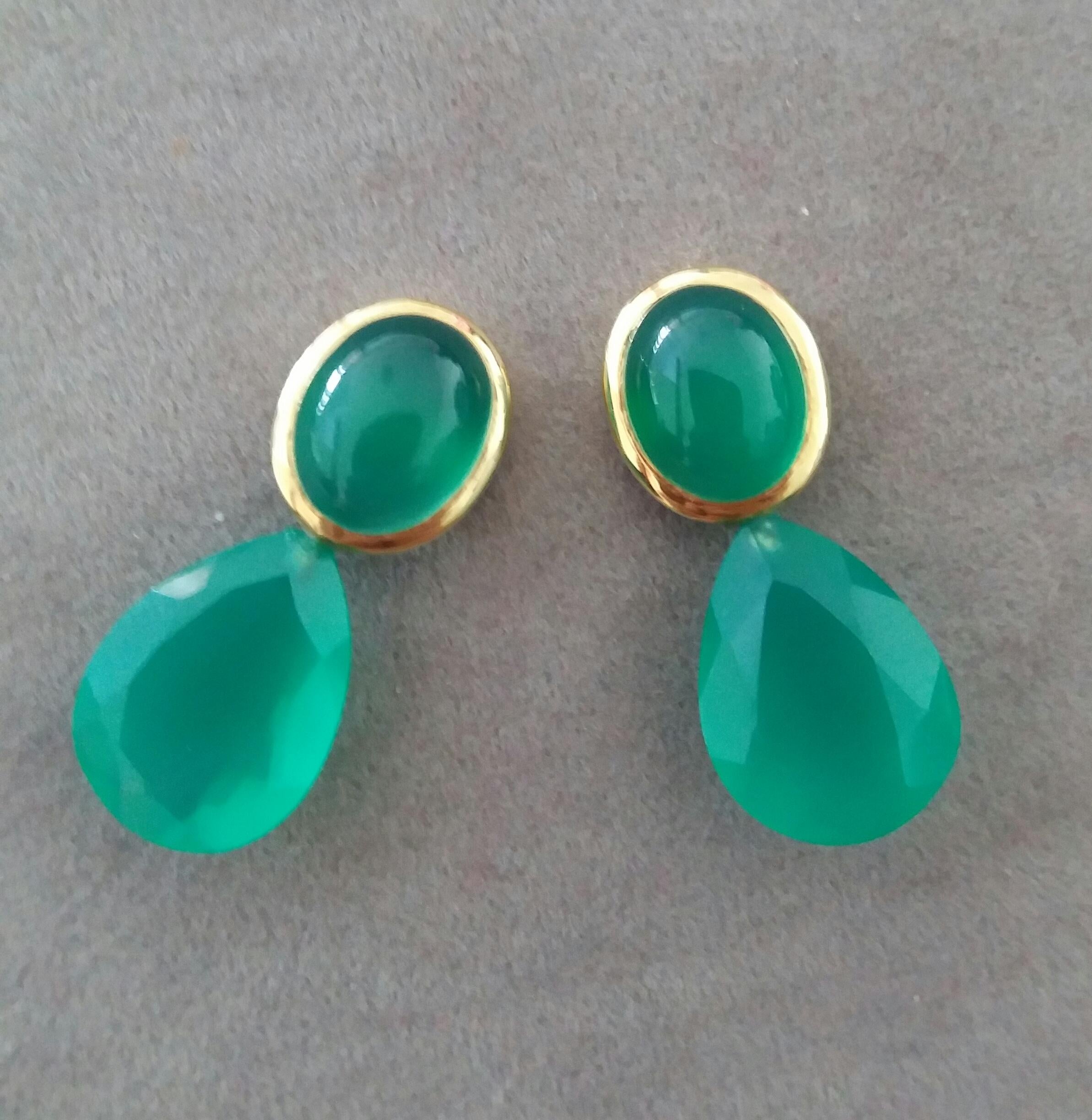 Pear Cut Green Onyx Oval Cabs 14K Yellow Gold Green Onyx Faceted Pear Shape Stud Earrings For Sale