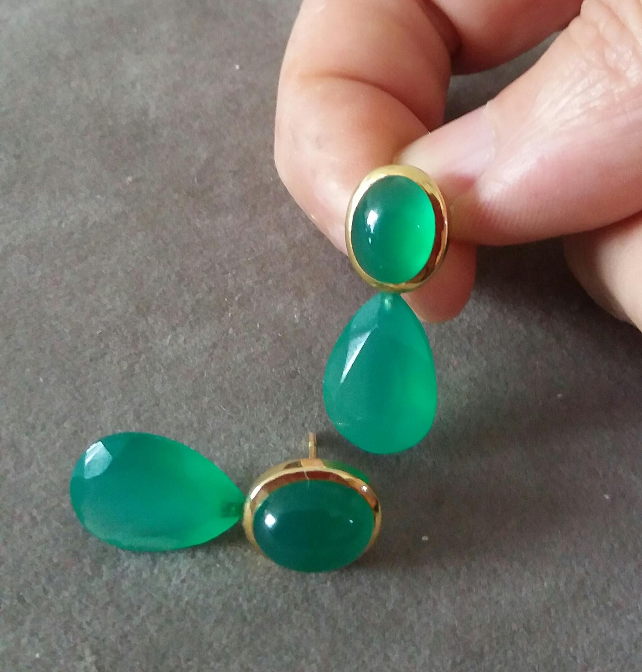 Green Onyx Oval Cabs 14K Yellow Gold Green Onyx Faceted Pear Shape Stud Earrings For Sale 1