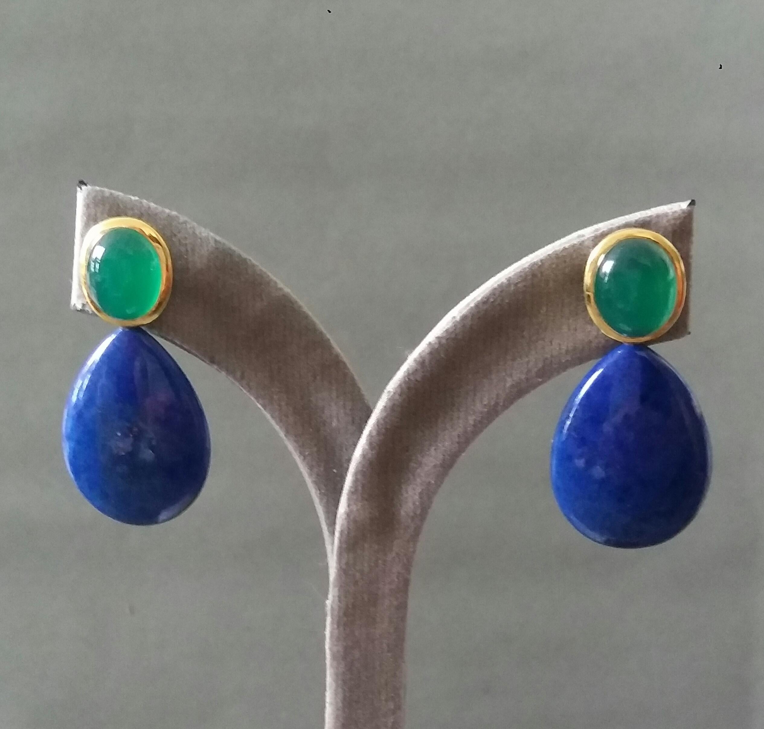 Green Onyx Oval Cabs Yellow Gold Natural Lapis Lazuli Flat Plain Drop Earrings For Sale 5