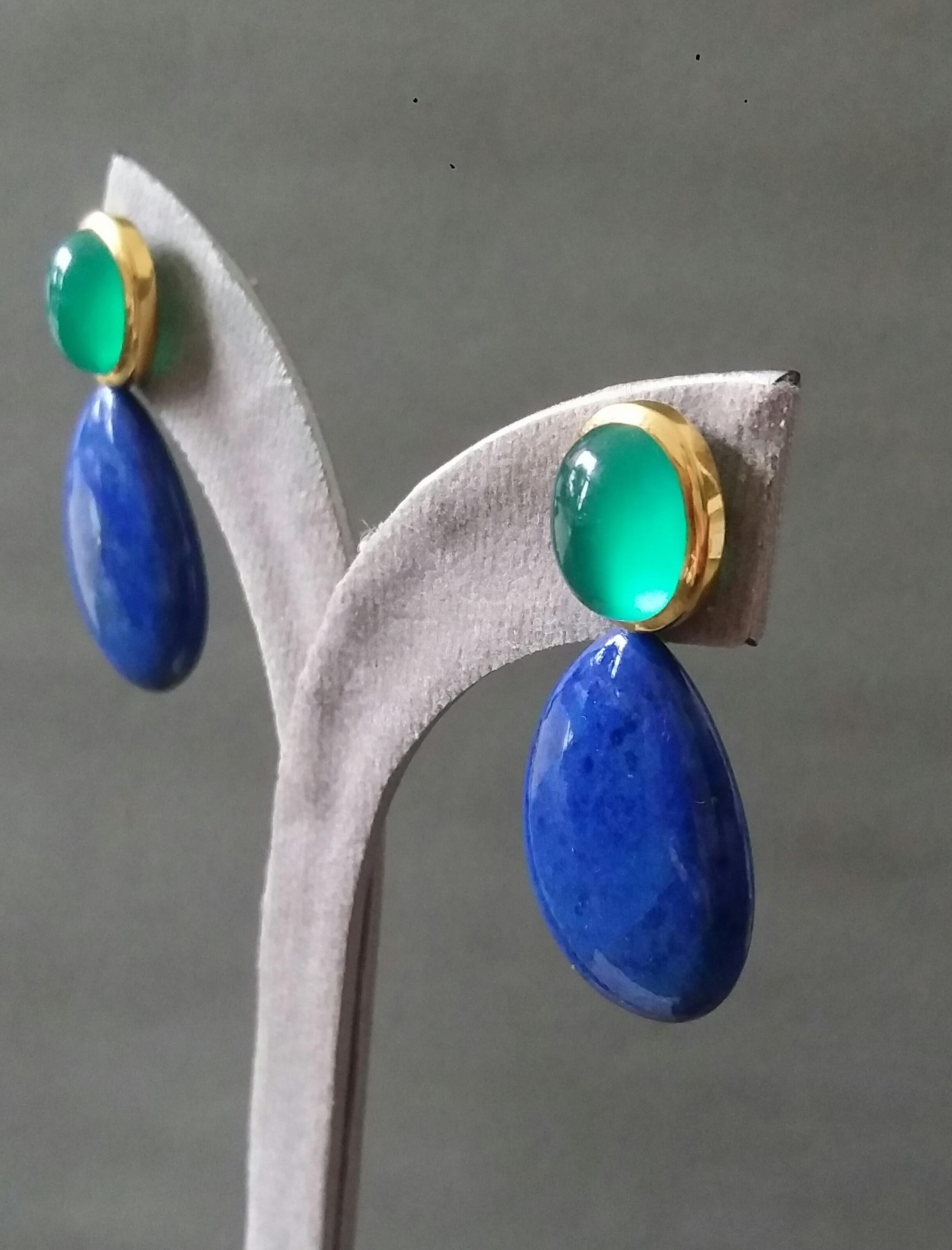Green Onyx Oval Cabs Yellow Gold Natural Lapis Lazuli Flat Plain Drop Earrings For Sale 6