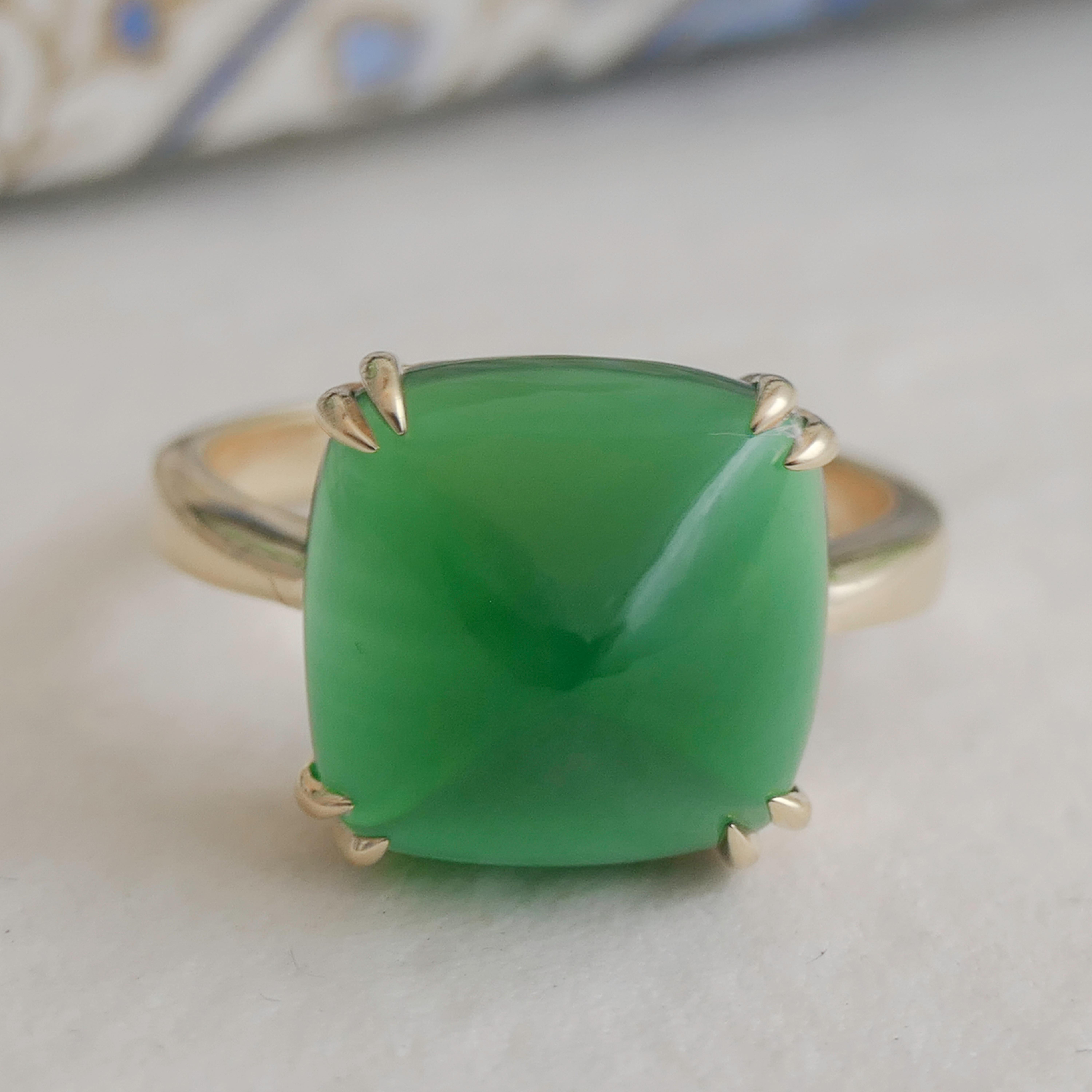 Sugarloaf Cabochon Green Onyx Sugar Loaf Gold Plated Sterling Silver Ring For Sale