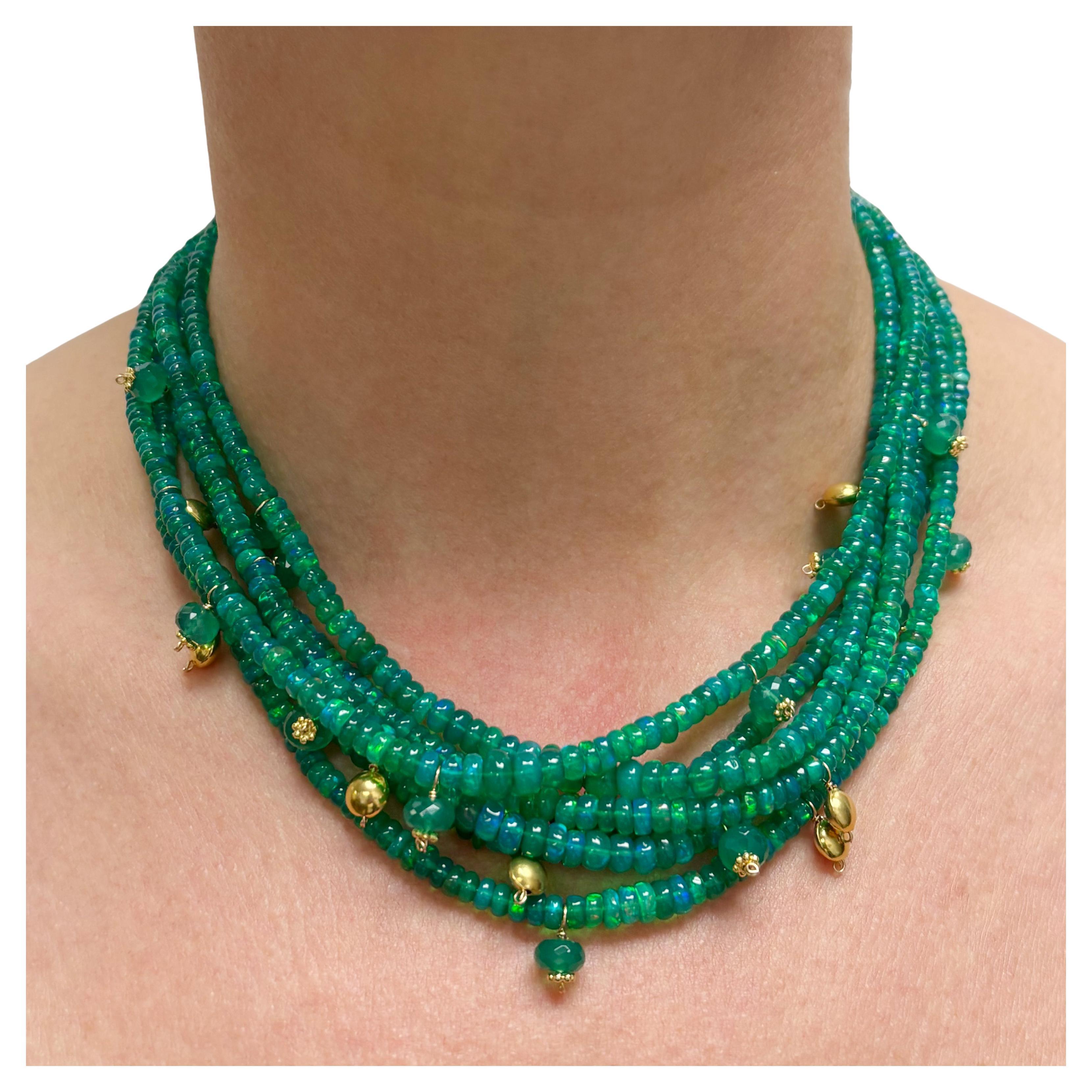 Collier multibrins 18 carats avec accents YG