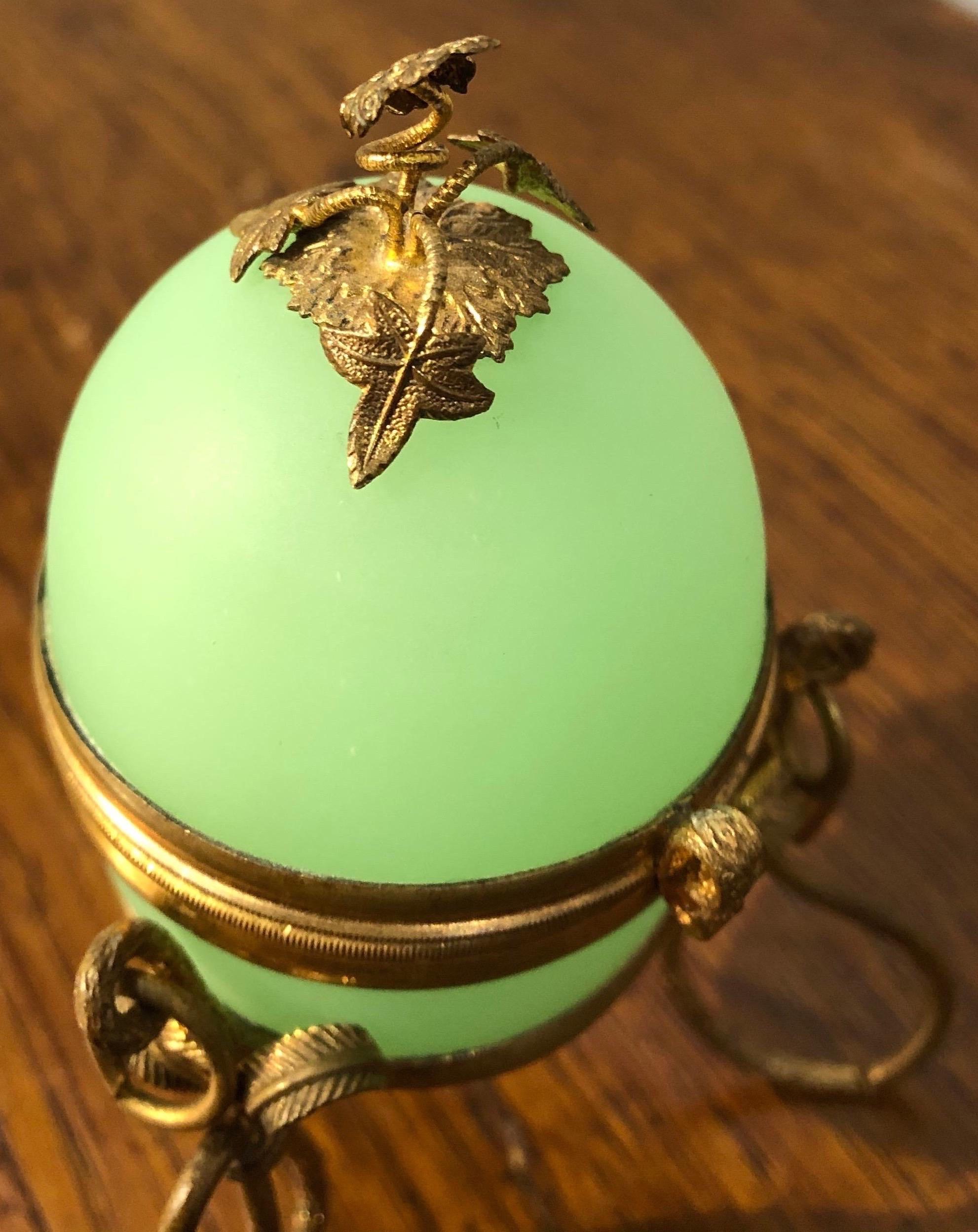 19th Century French Gilt Bronze Mounted Green Opaline Egg Shaped Trinket Box 1