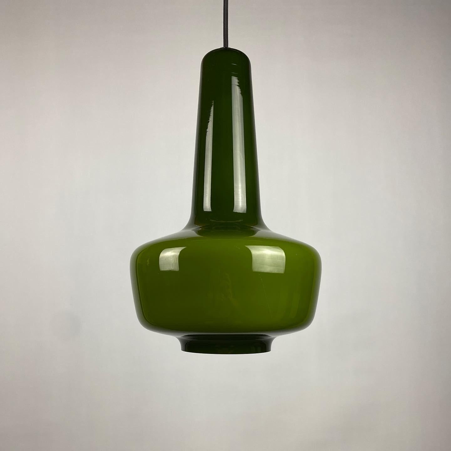1 of 2 Green Opaline Glass pendant Lamp 'kreta' by Holmegaard by Jacob Bang For Sale 6