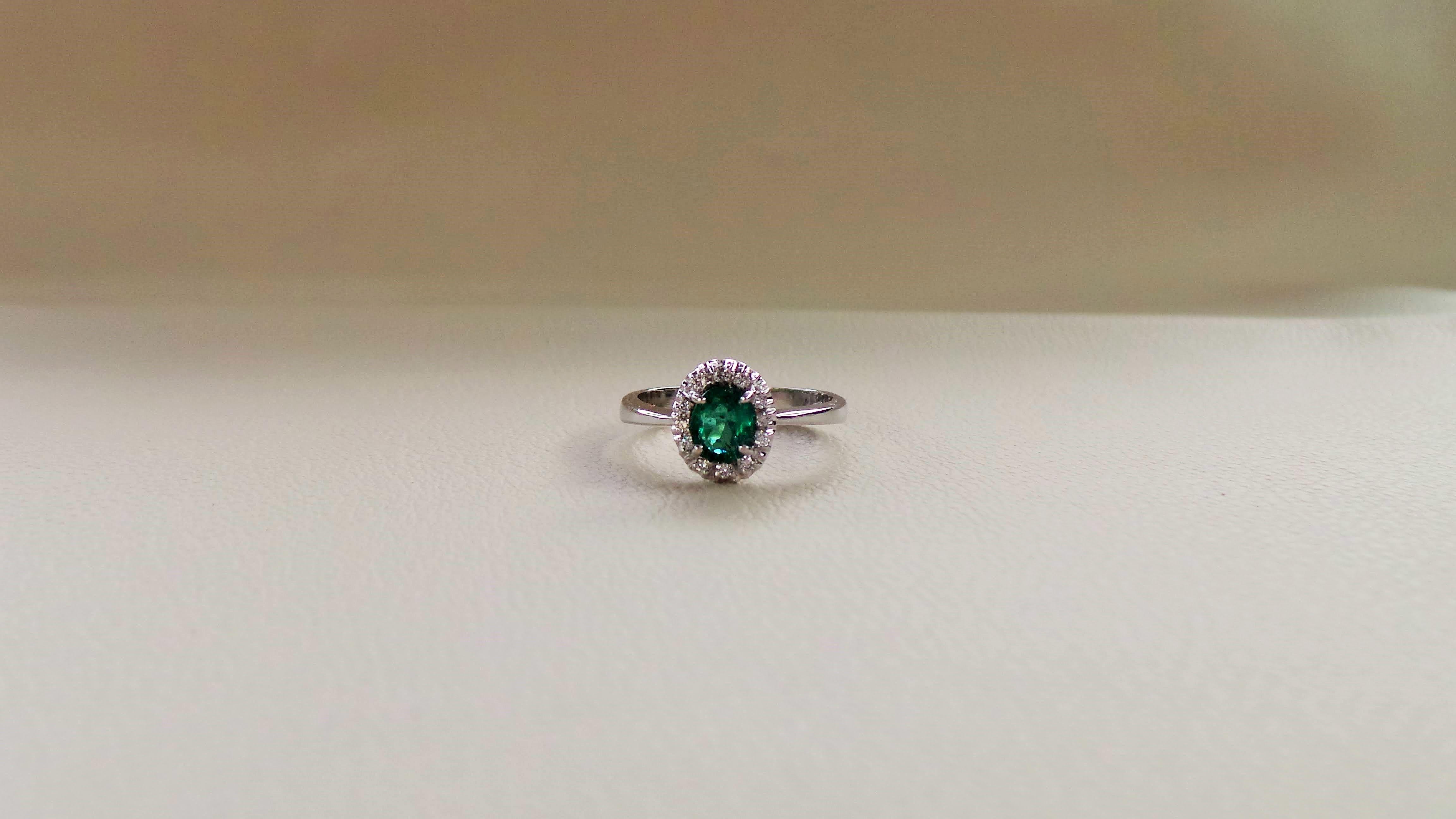 Contemporary Green Oval Emerald 0.85K Diamonds 0.12K White Gold Engagement Ring For Sale