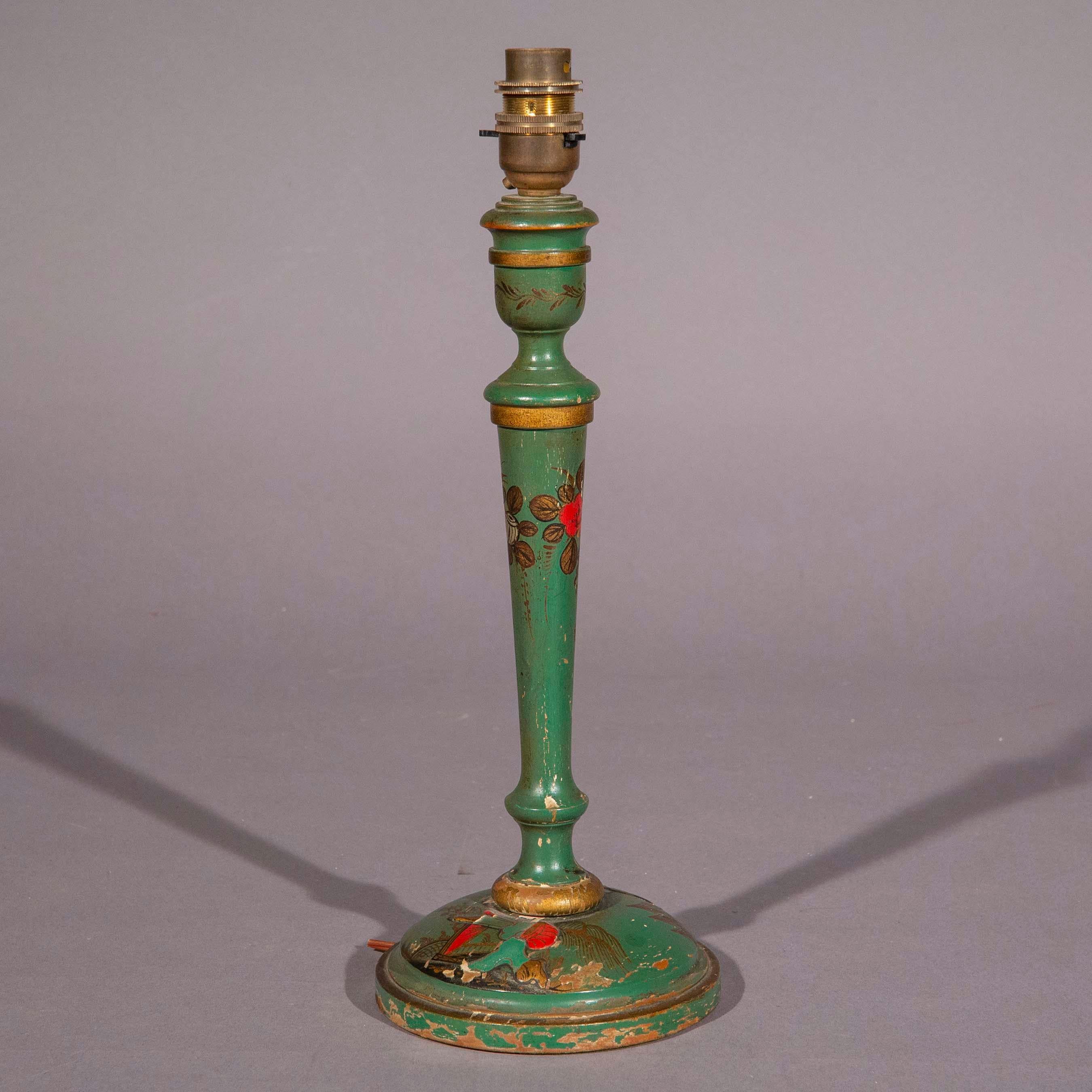 English Green Chinoiserie Table Lamp For Sale
