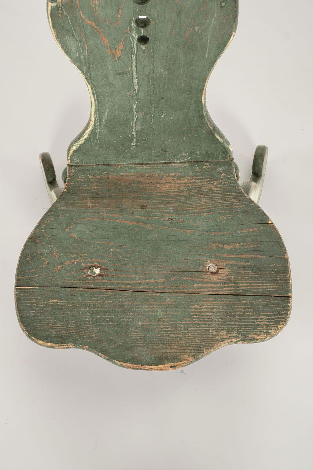 Green Painted Folk Art Swedish Chair For Sale 4