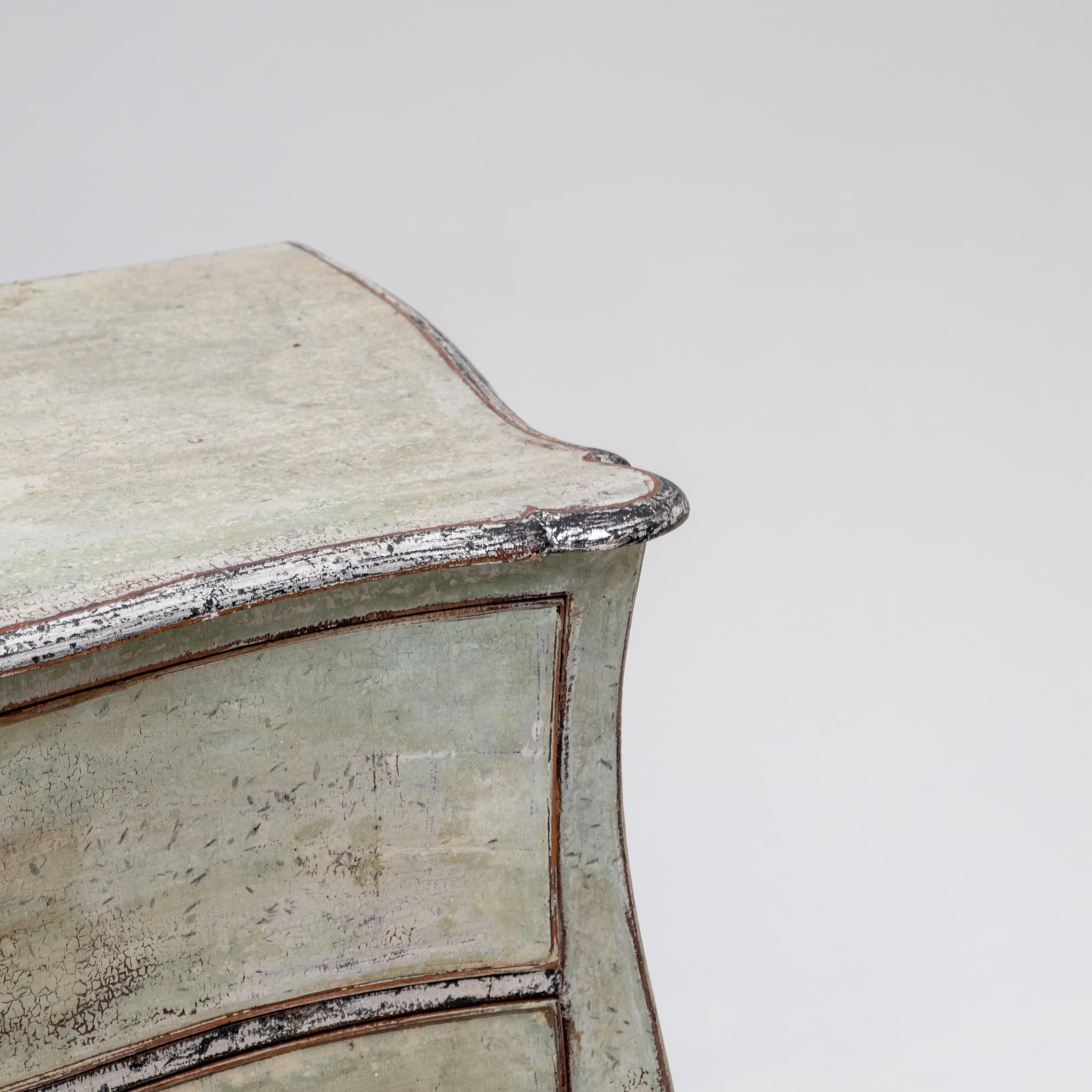 Commode Louis XV peinte en vert, XVIIIe siècle Bon état - En vente à Greding, DE