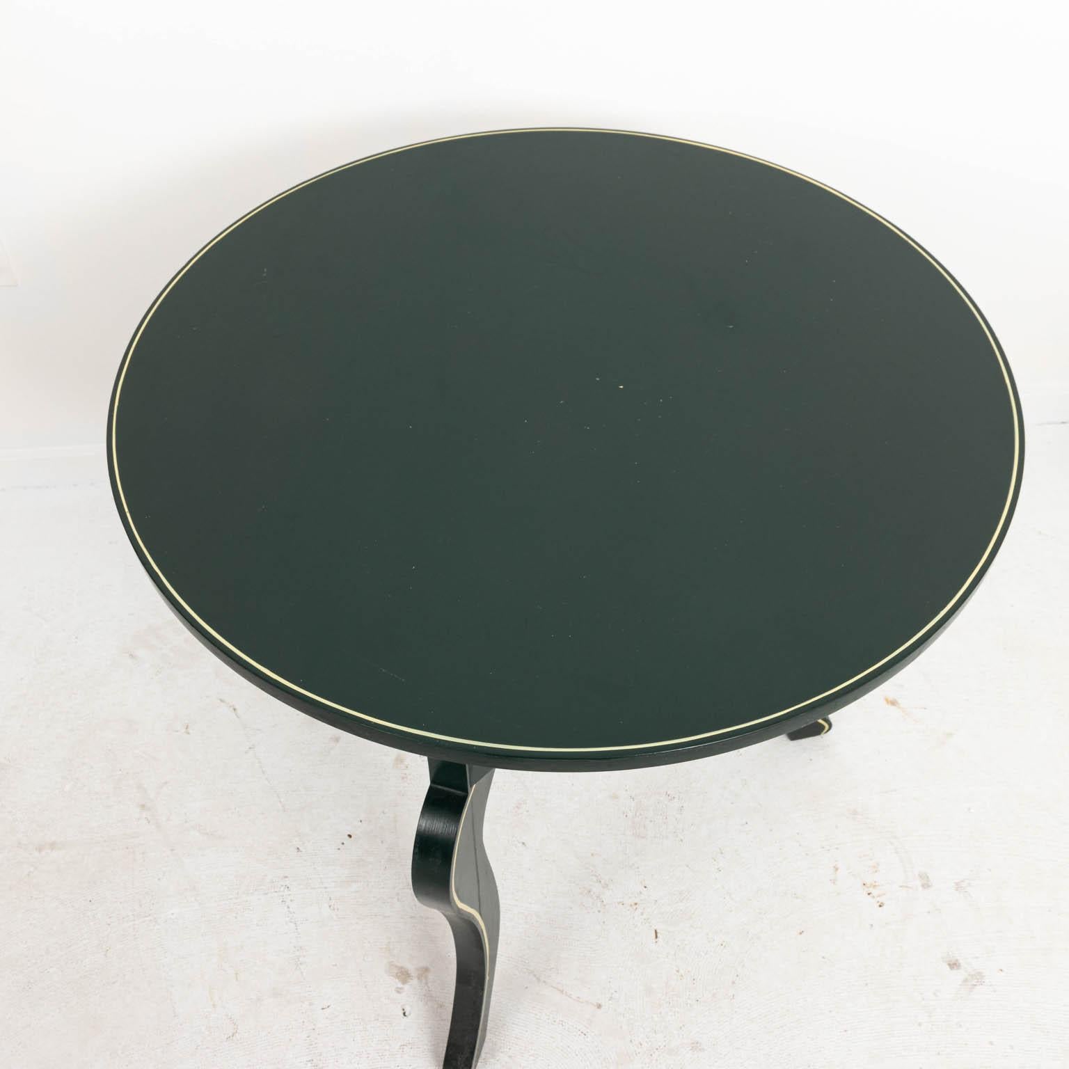 Green Painted Round Table by Castle Furniture In Good Condition In Stamford, CT