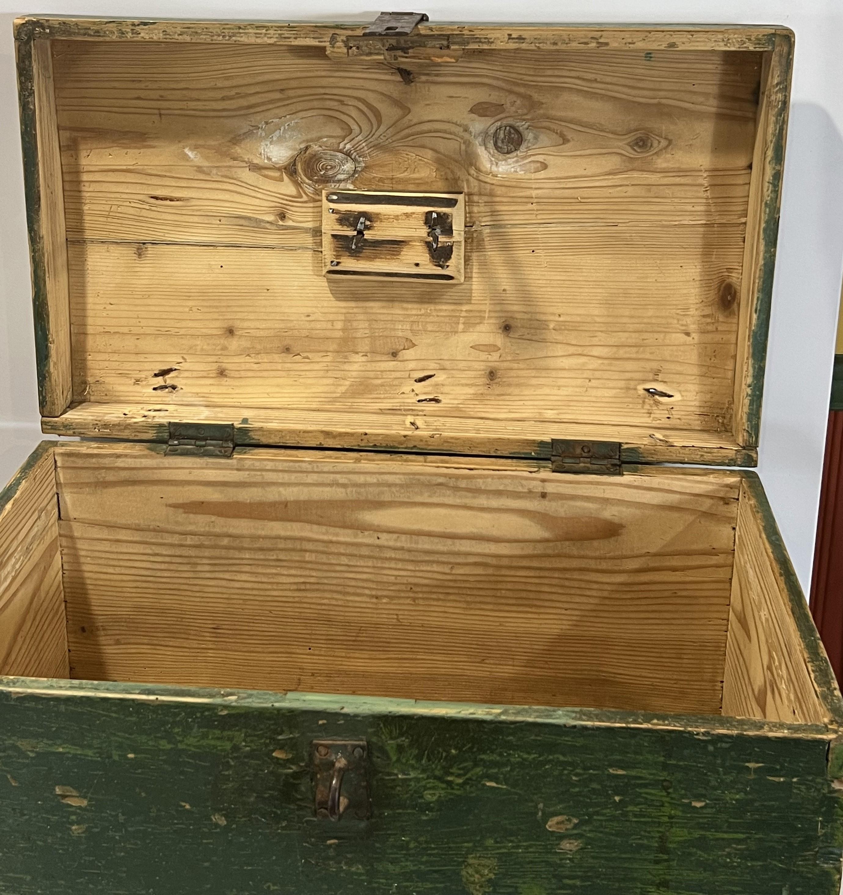 Hand-Crafted Green painted Southern Yellow Pine 19th century carriage strong box forged iron For Sale