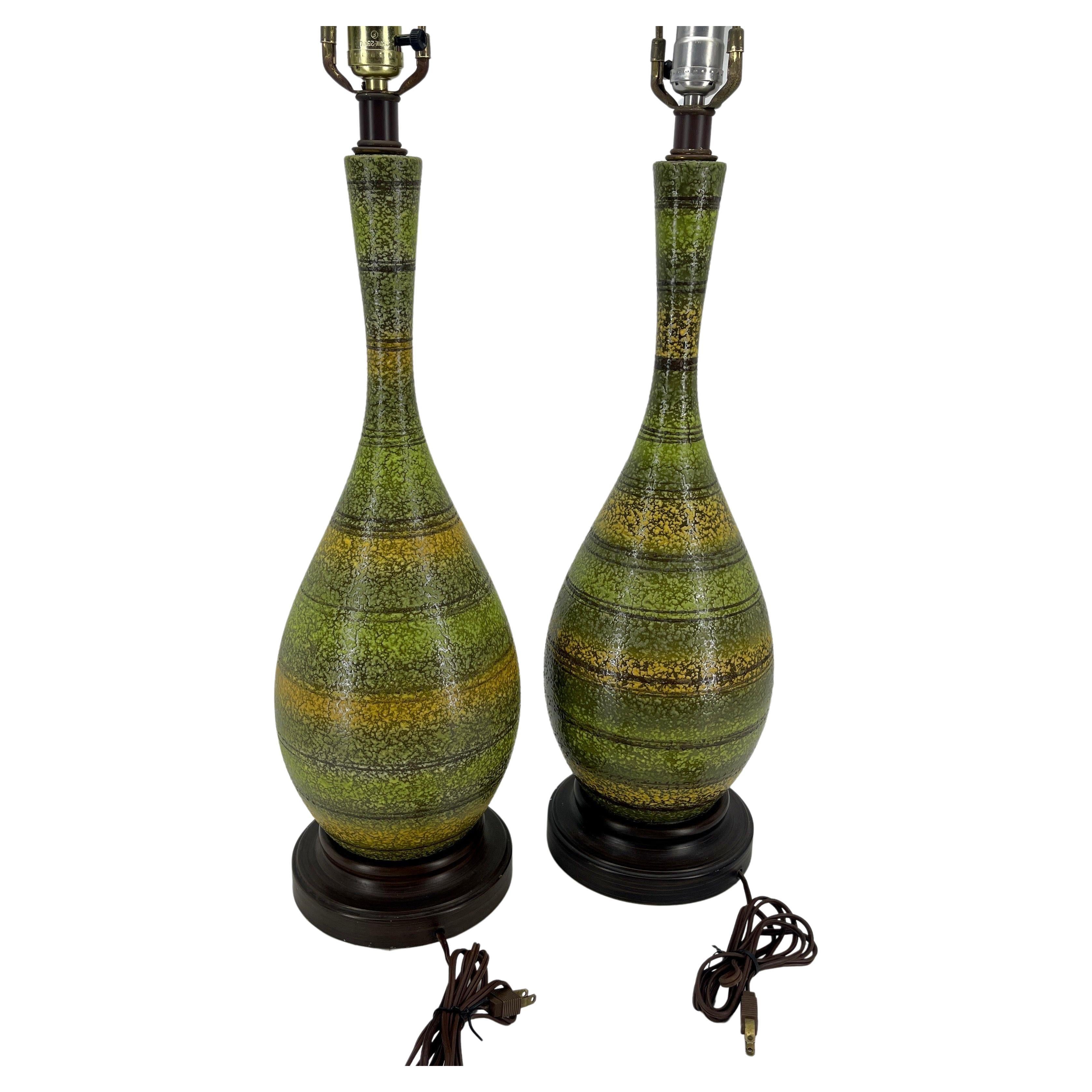 Hand-Crafted Green Pair of Mid-Century Striped Ceramic Lamps, circa 1960's For Sale