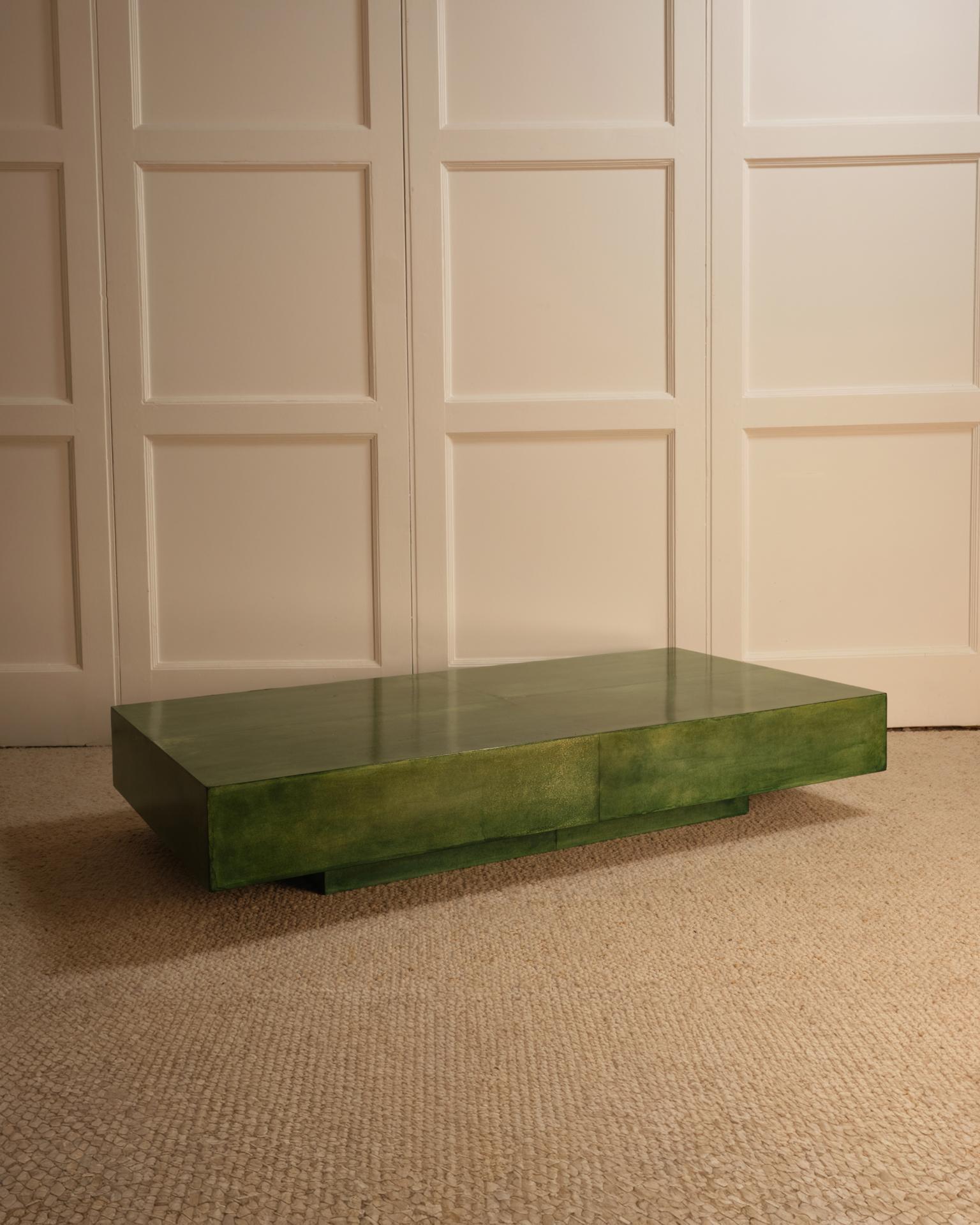 Table basse en parchemin Greene & Greene en vente 3