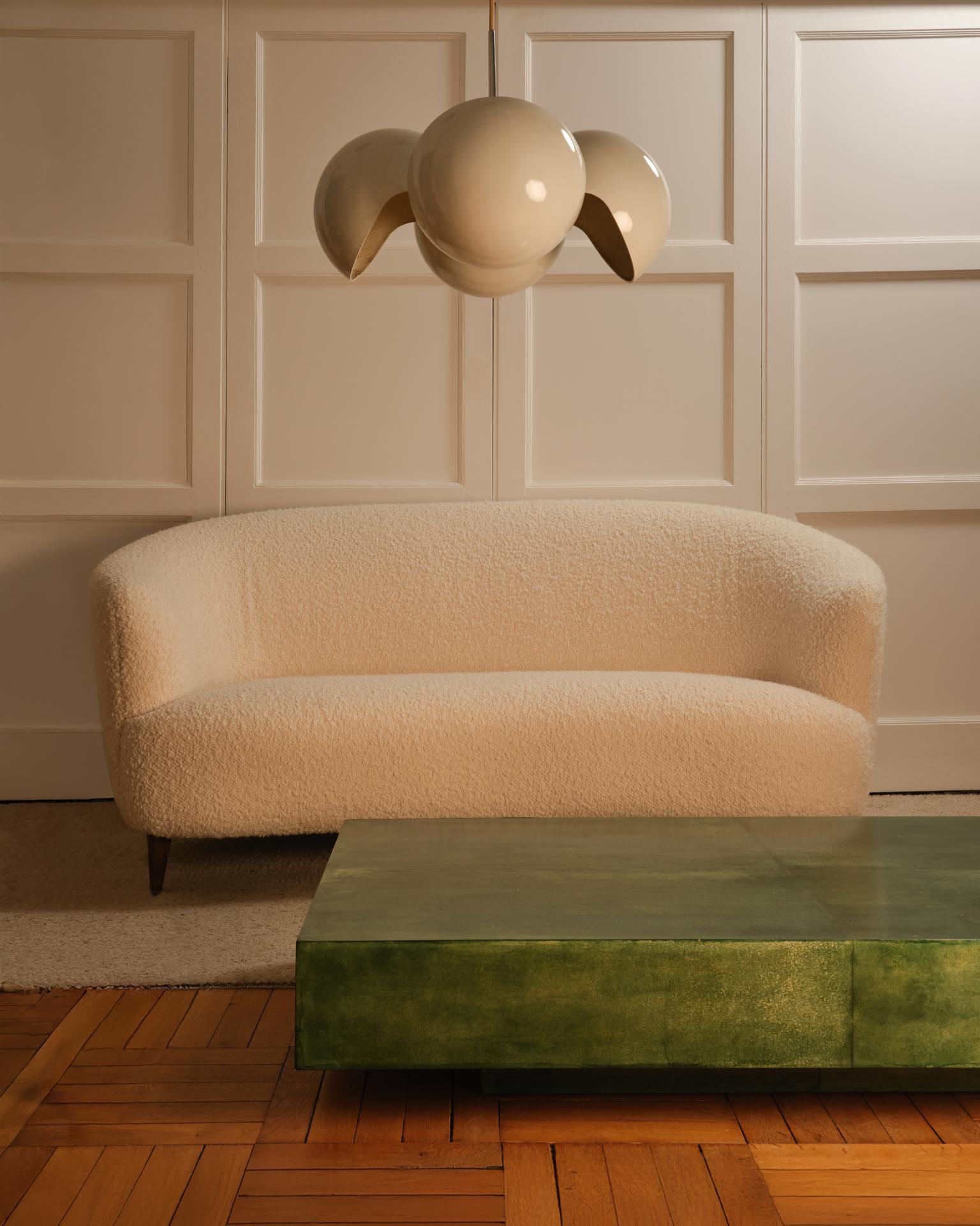 Mid-Century Modern Table basse en parchemin Greene & Greene en vente