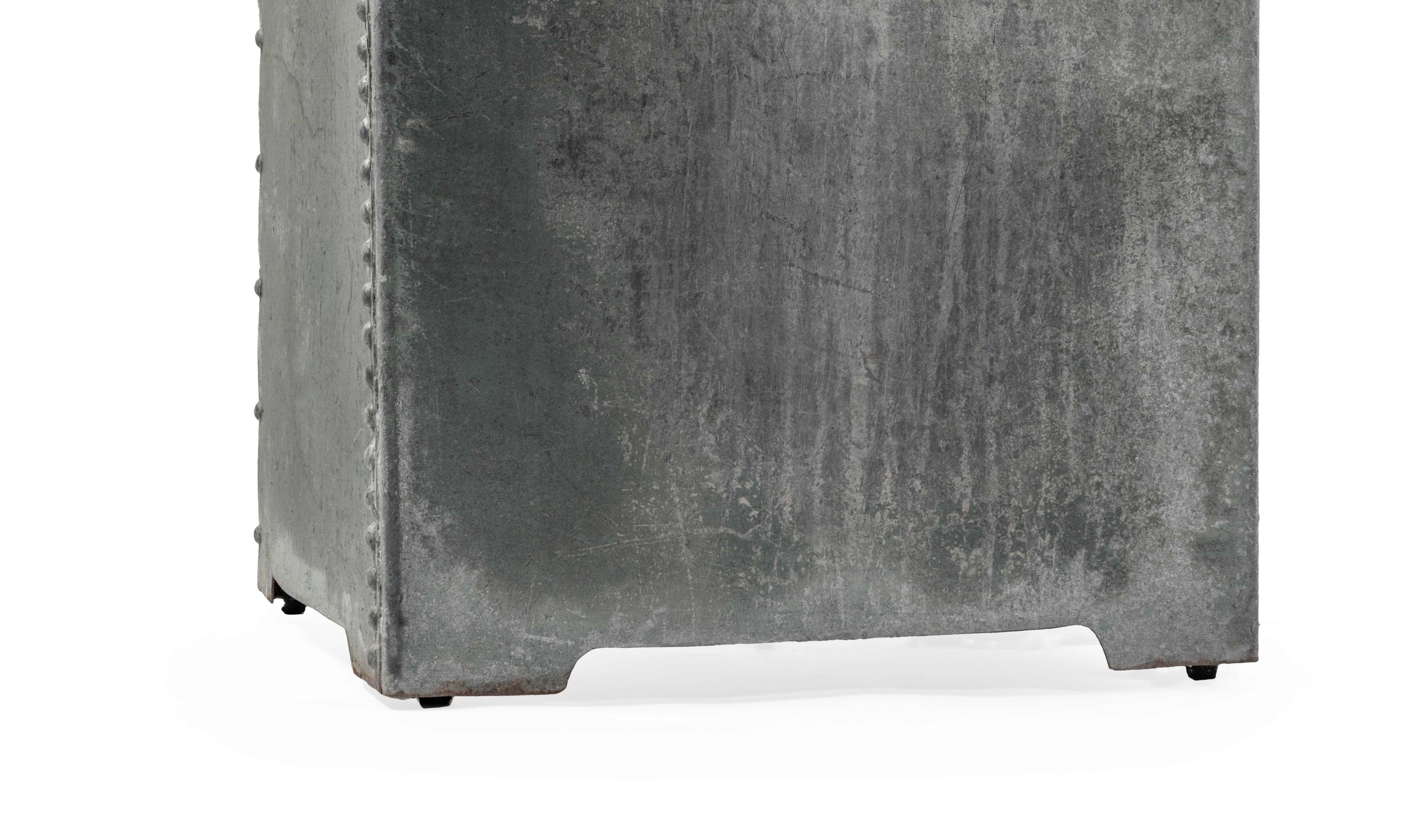 Green Patina Metal Display Plinth  In Good Condition In Dallas, TX