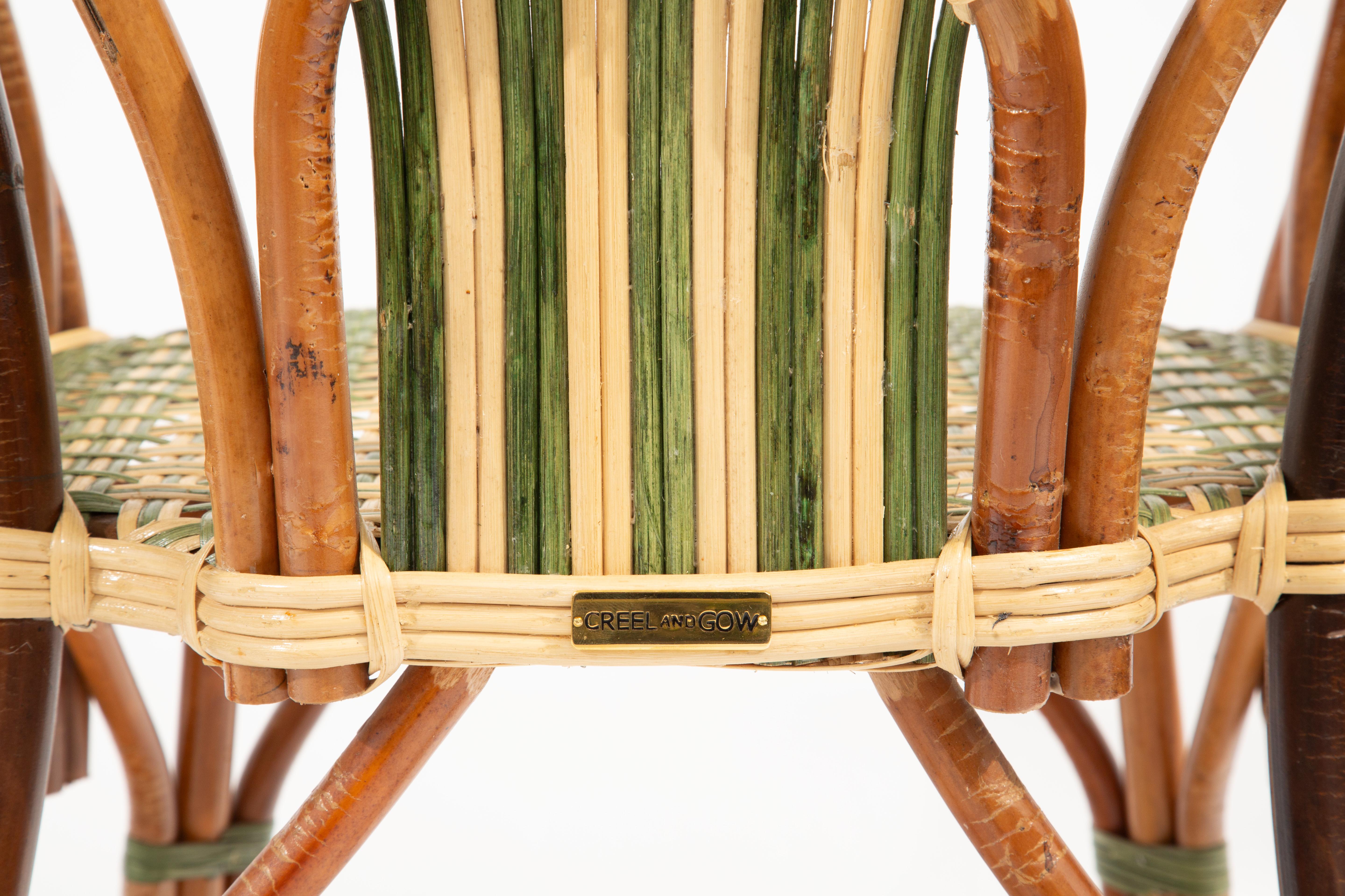 Fauteuil en rotin vert paon par Creel and Gow en vente 2